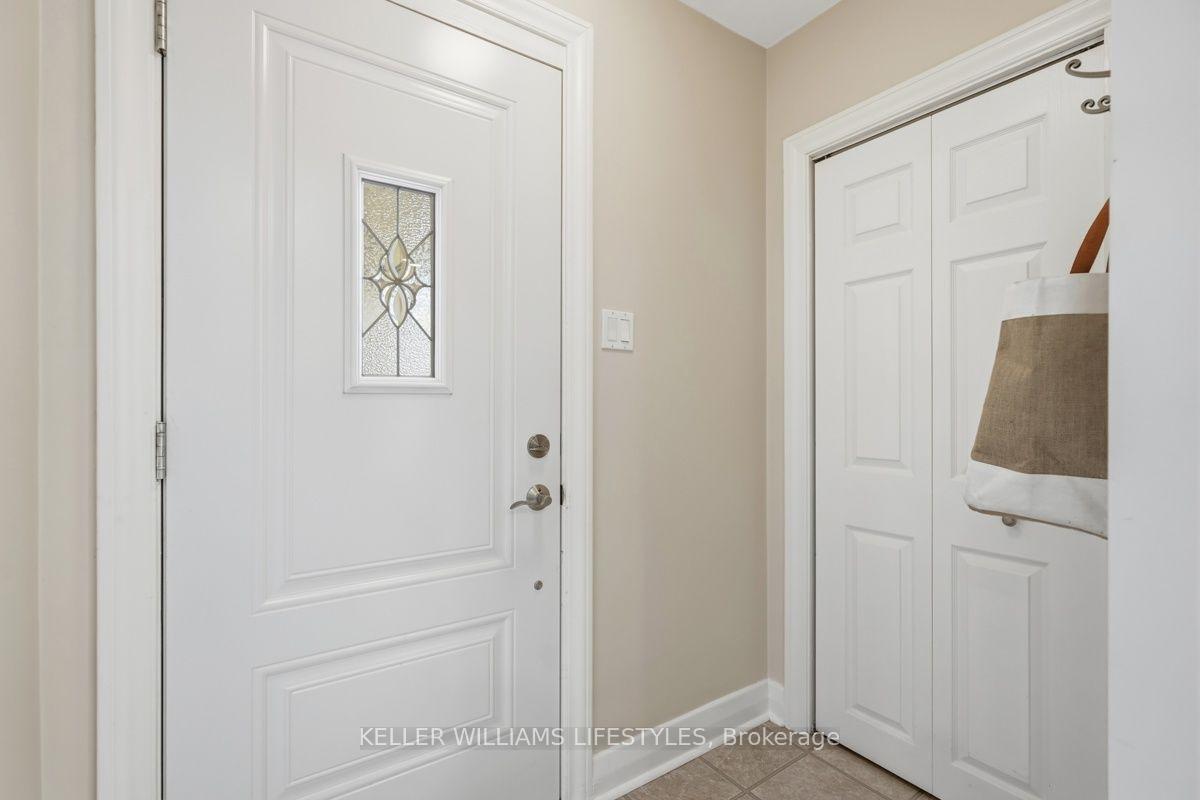 Photo 17 of 619 Eden Avenue, London, South R — HOMEH