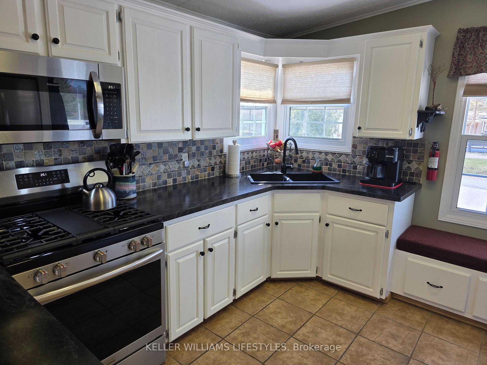 Photo 10 of 142 Sandbagger Crescent, Central Huron, Goderich — HOMEH