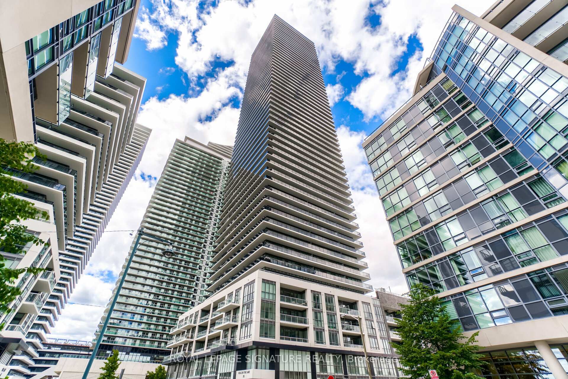 Photo 1 of Unit 3204, 70 Annie Craig Drive, Etobicoke, Mimico — HOMEH