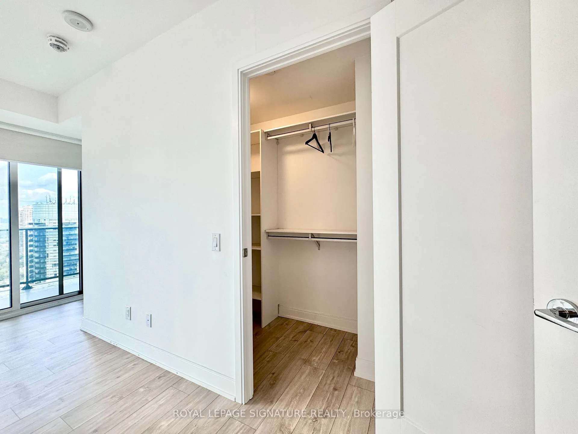 Photo 17 of Unit 3204, 70 Annie Craig Drive, Etobicoke, Mimico — HOMEH