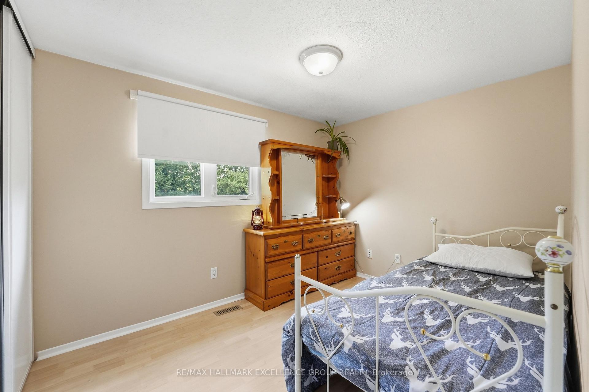 Photo 30 of 6126 Vineyard Drive, Ottawa, Convent Glen — HOMEH