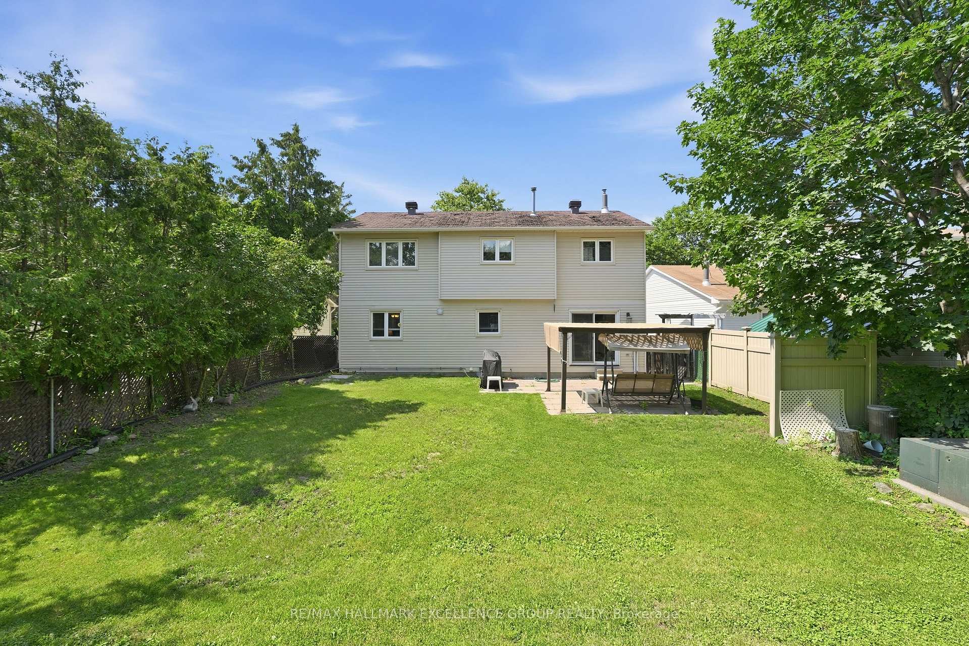 Photo 38 of 6126 Vineyard Drive, Ottawa, Convent Glen — HOMEH