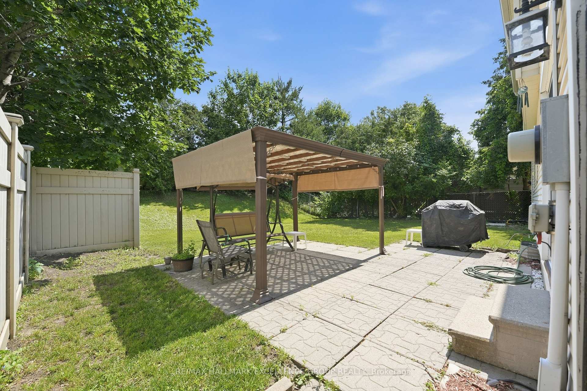 Photo 41 of 6126 Vineyard Drive, Ottawa, Convent Glen — HOMEH