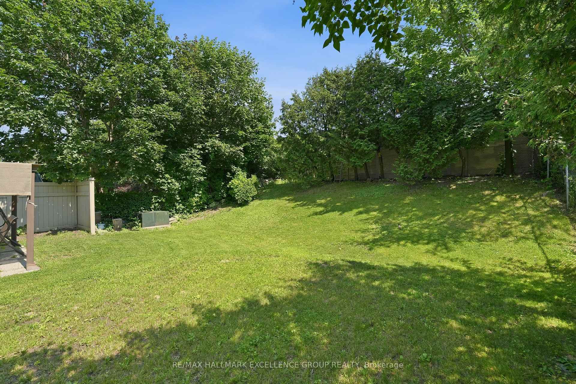 Photo 43 of 6126 Vineyard Drive, Ottawa, Convent Glen — HOMEH