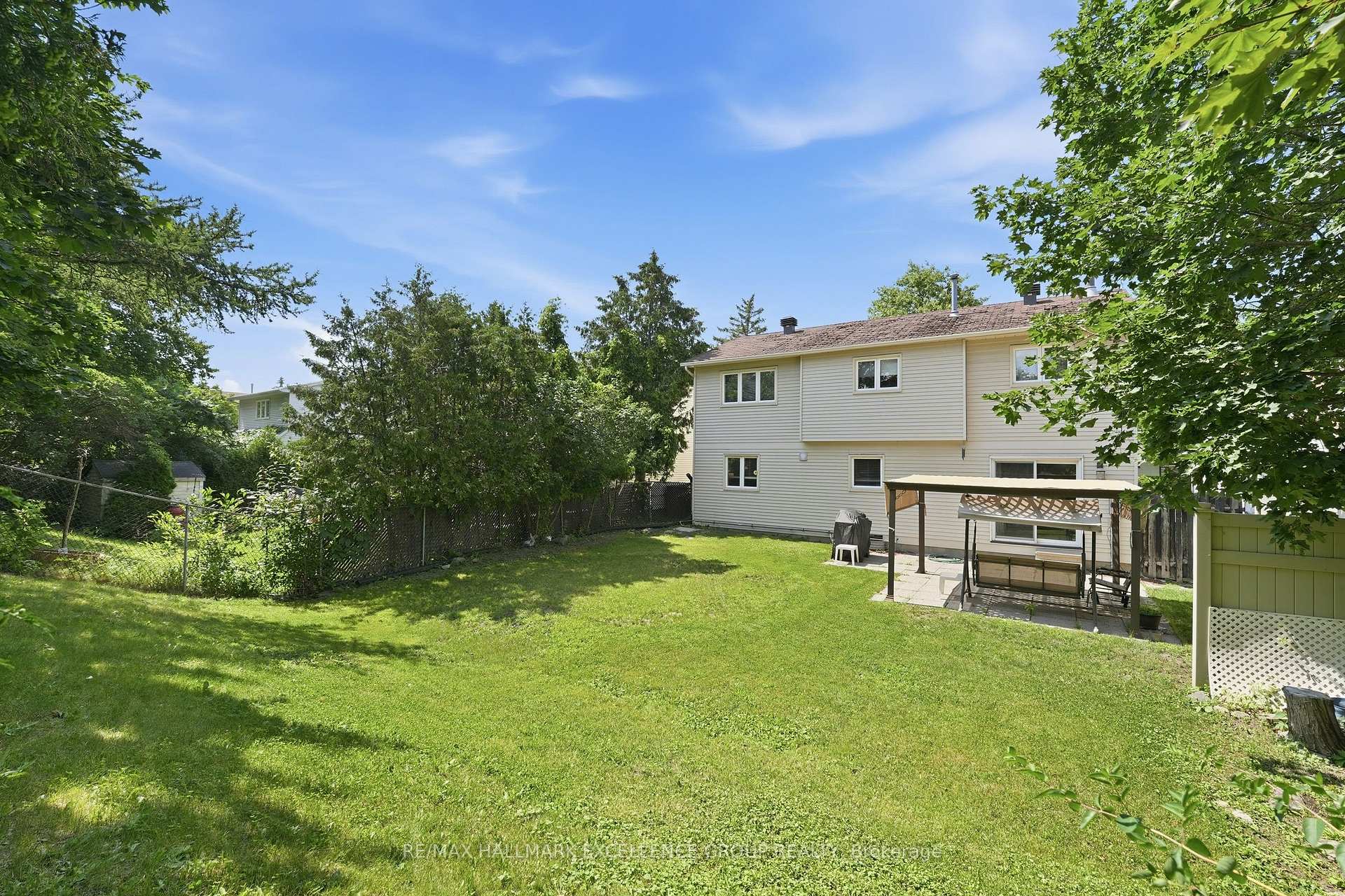 Photo 45 of 6126 Vineyard Drive, Ottawa, Convent Glen — HOMEH