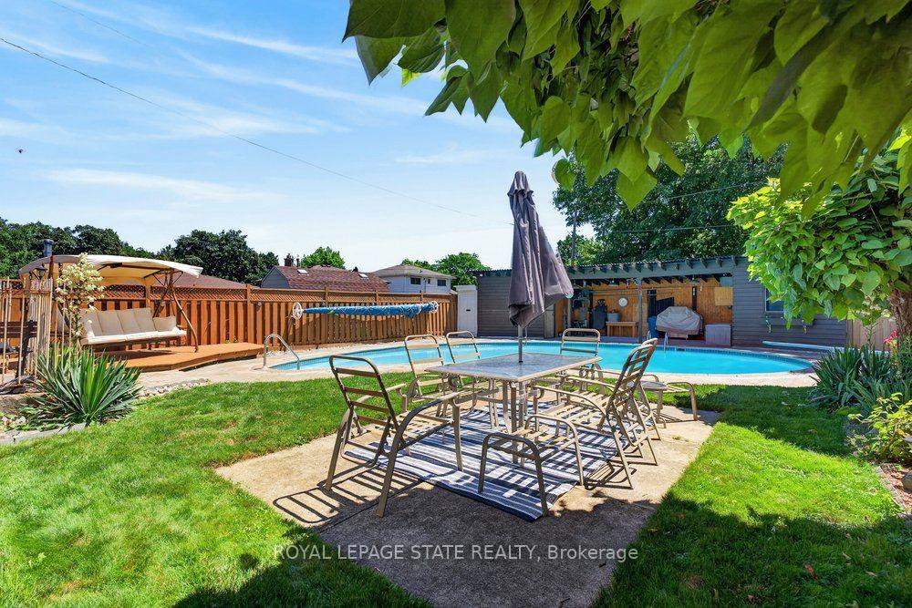 Photo 32 of 2440 Cyprus Avenue, Burlington, Mountainside — HOMEH