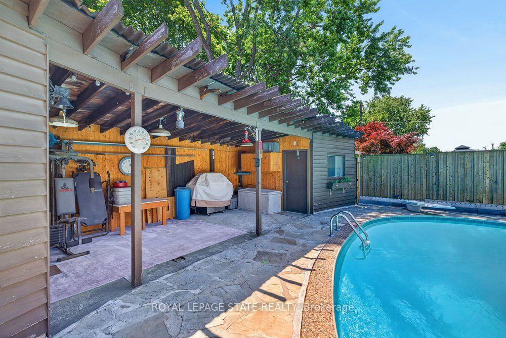 Photo 36 of 2440 Cyprus Avenue, Burlington, Mountainside — HOMEH