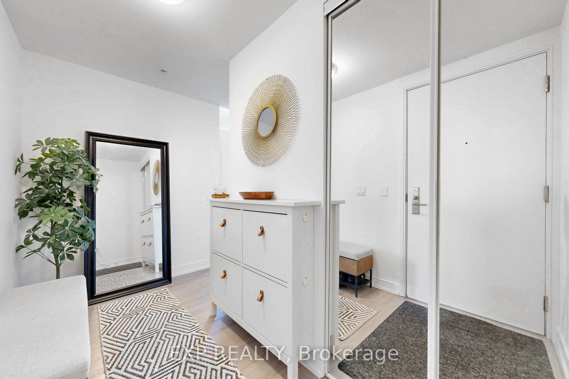Photo 3 of Unit 609, 20 Thomas Riley Road W, Etobicoke, Islington-City Centre West — HOMEH