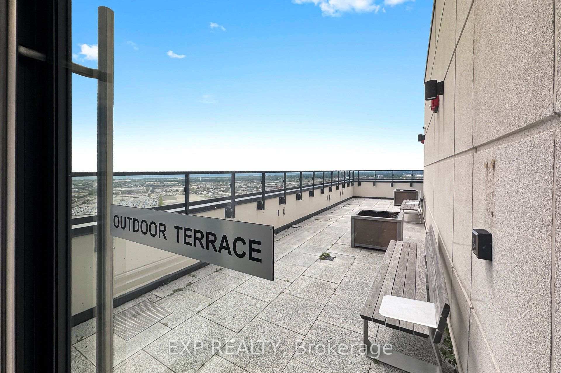 Photo 37 of Unit 609, 20 Thomas Riley Road W, Etobicoke, Islington-City Centre West — HOMEH