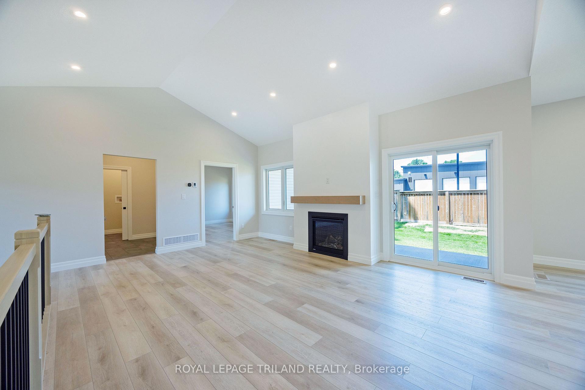 Photo 19 of 193 Catherine Street, North Middlesex, Parkhill — HOMEH