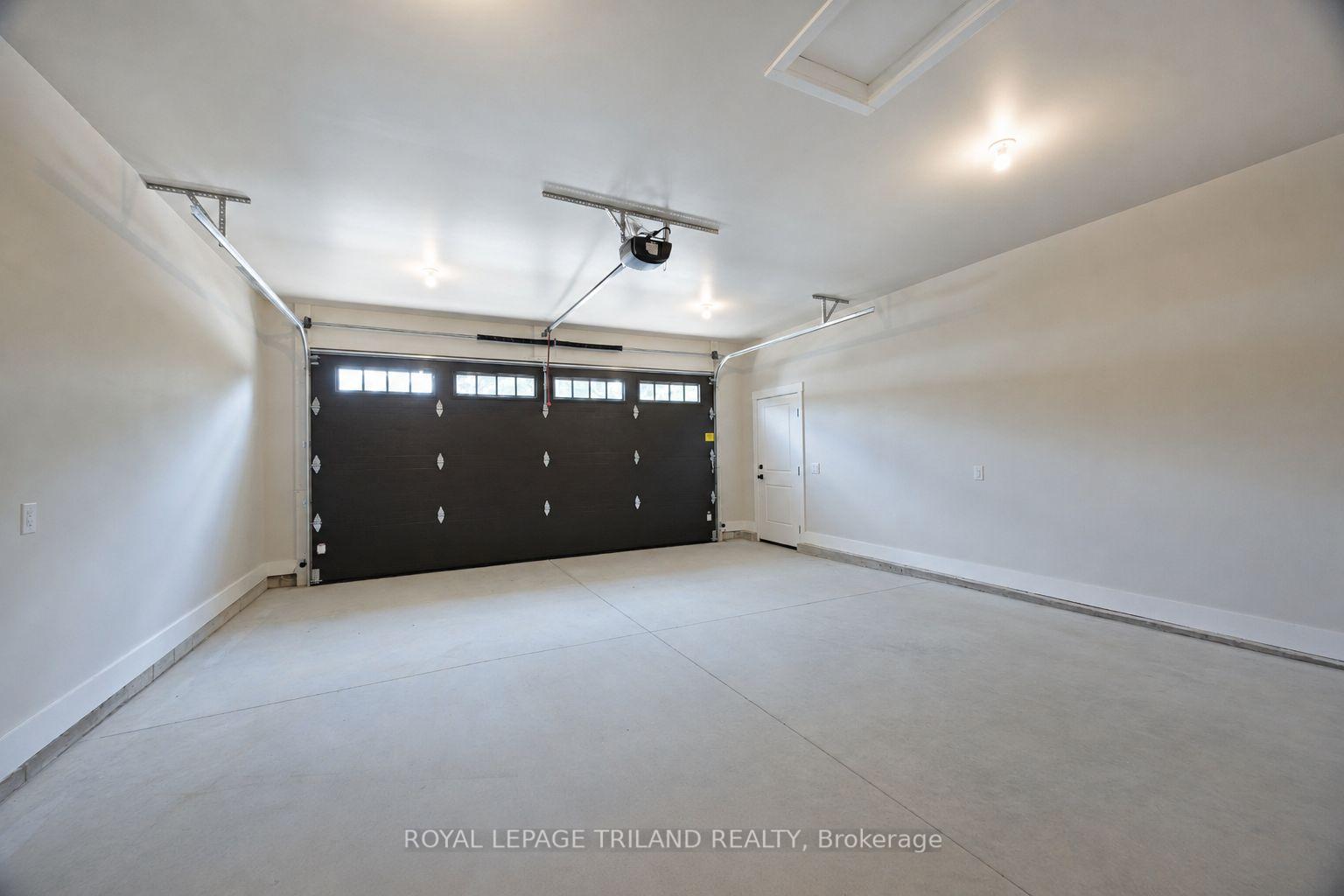 Photo 34 of 193 Catherine Street, North Middlesex, Parkhill — HOMEH