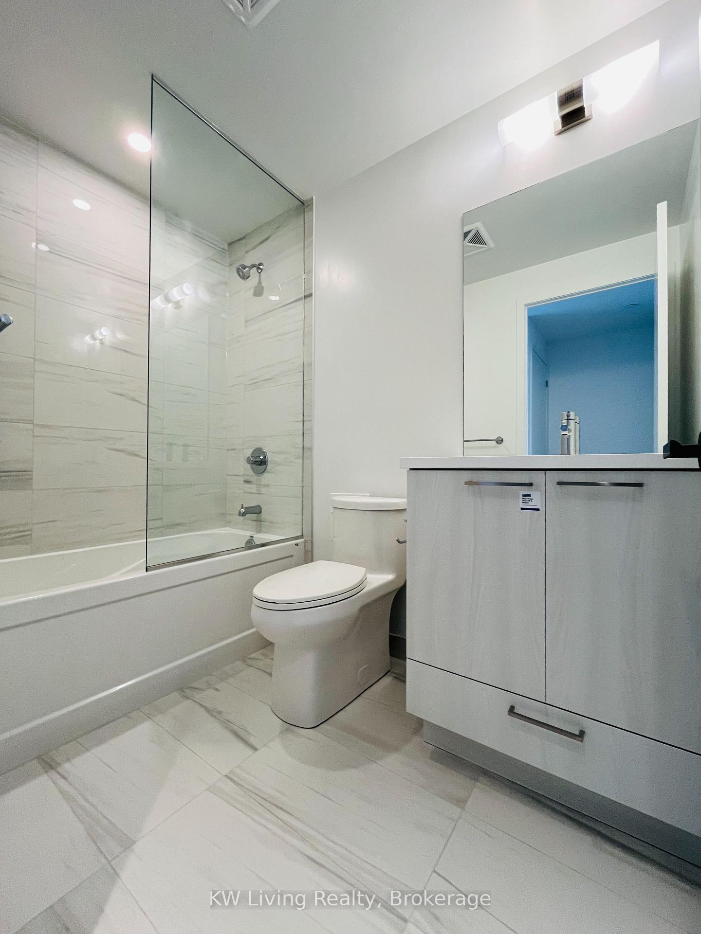 Photo 7 of Unit 5009, 225 Commerce Street, Vaughan, Vaughan Corporate Centre — HOMEH