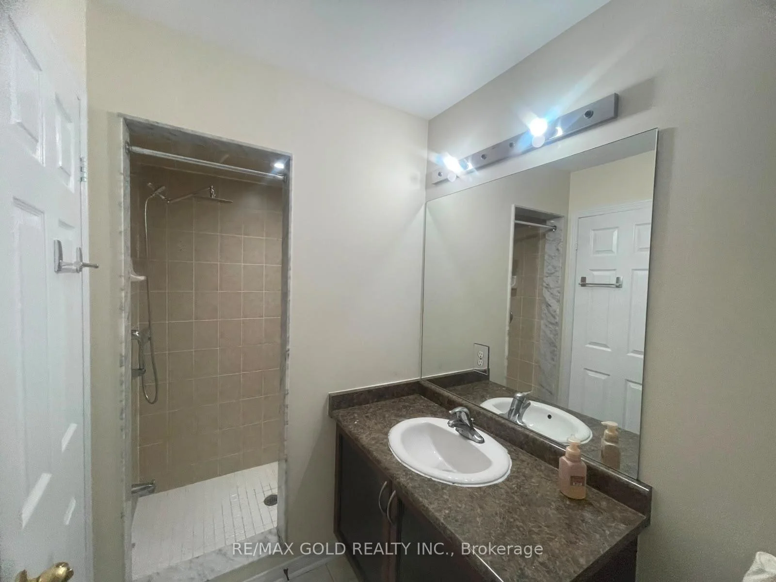 Photo 46 of 20 Kincaid Lane, Markham, Middlefield — HOMEH