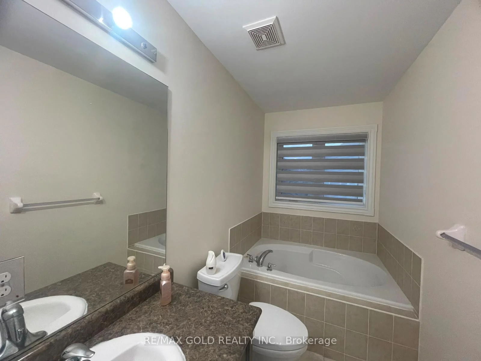 Photo 48 of 20 Kincaid Lane, Markham, Middlefield — HOMEH