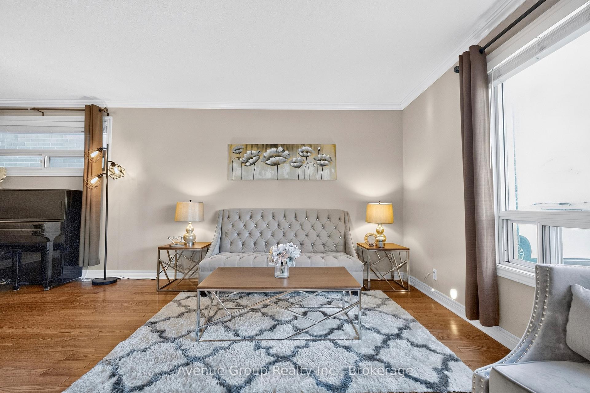 Photo 3 of 141 Budea Crescent, Scarborough, Wexford-Maryvale — HOMEH
