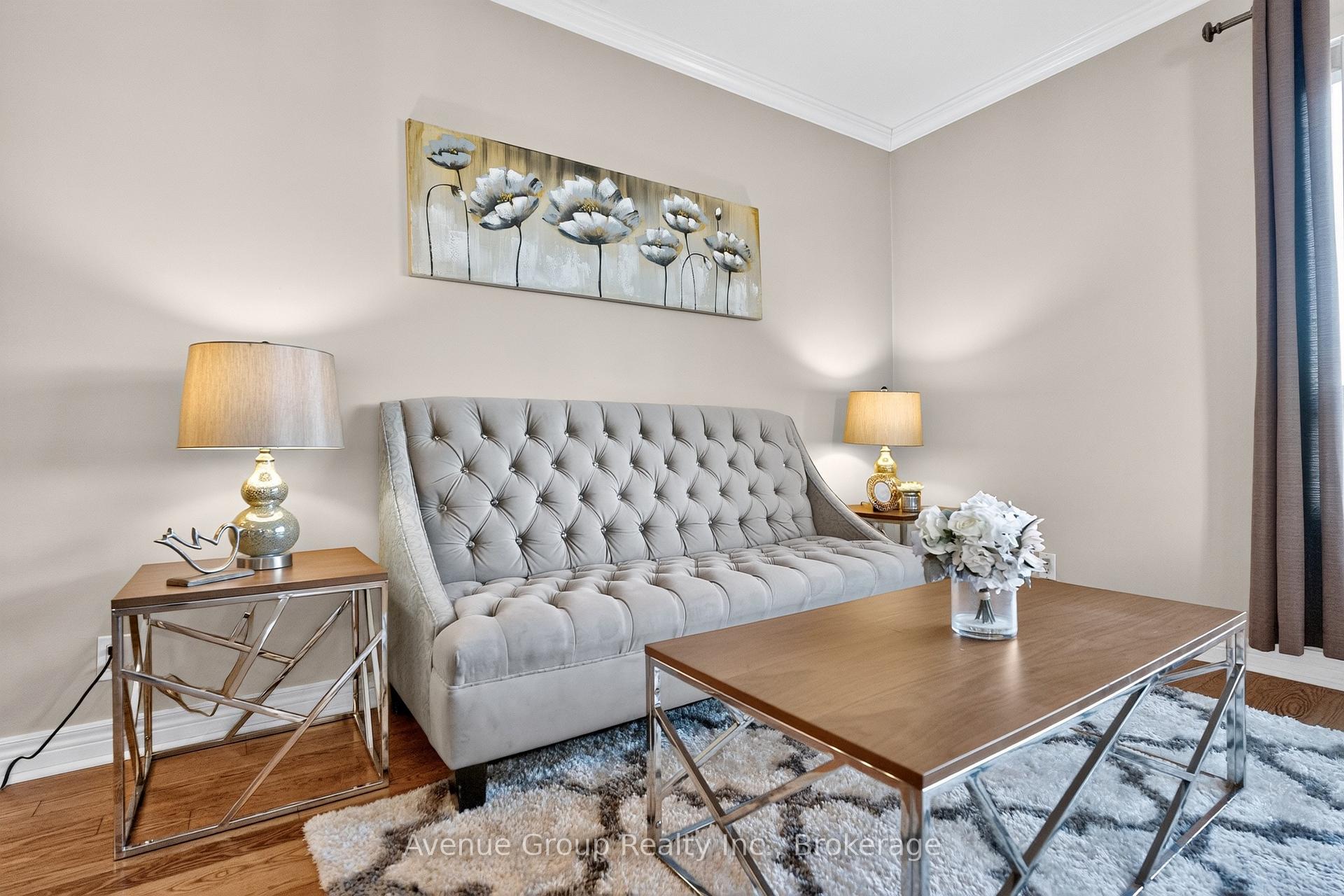 Photo 4 of 141 Budea Crescent, Scarborough, Wexford-Maryvale — HOMEH