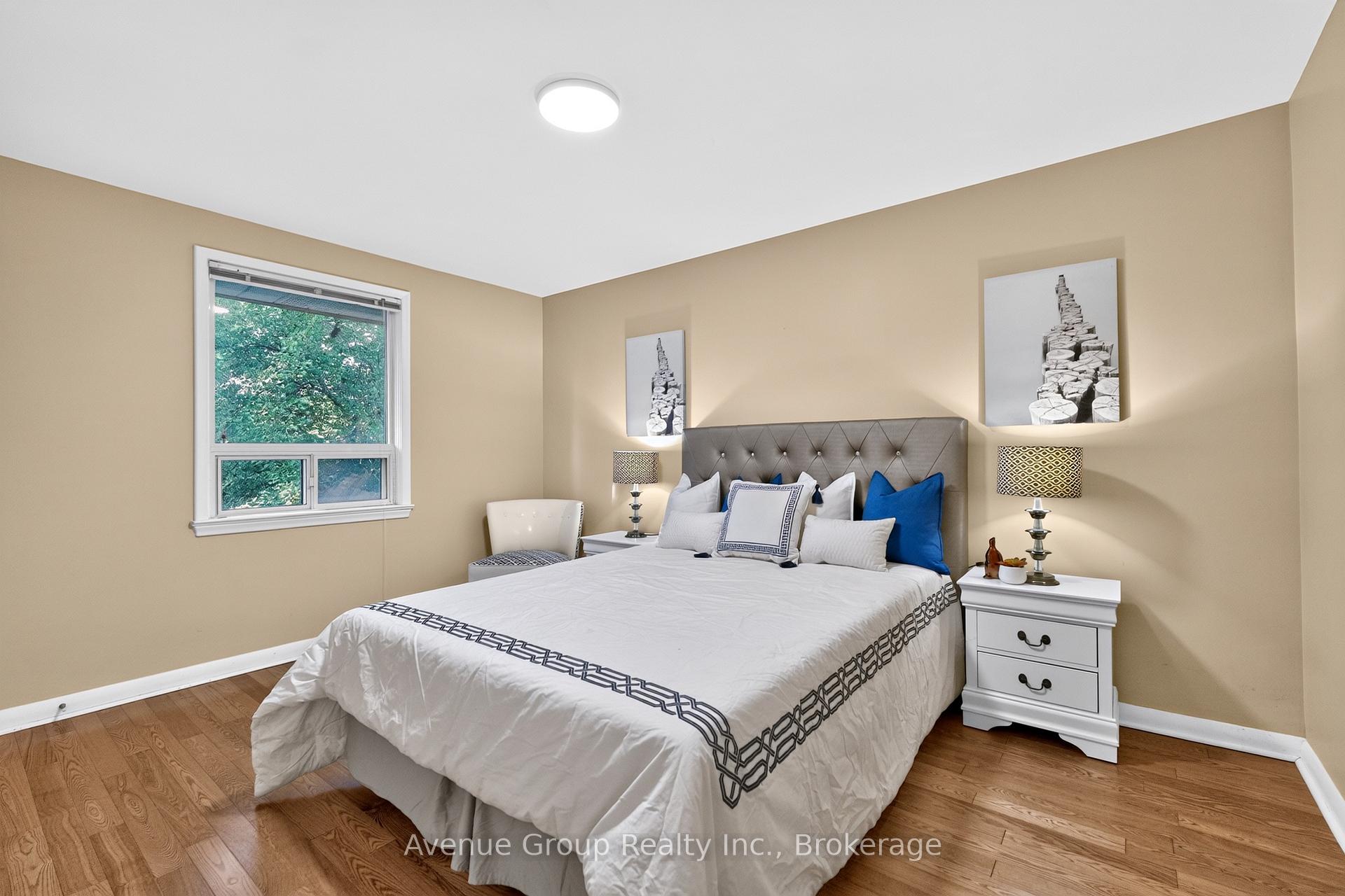 Photo 12 of 141 Budea Crescent, Scarborough, Wexford-Maryvale — HOMEH