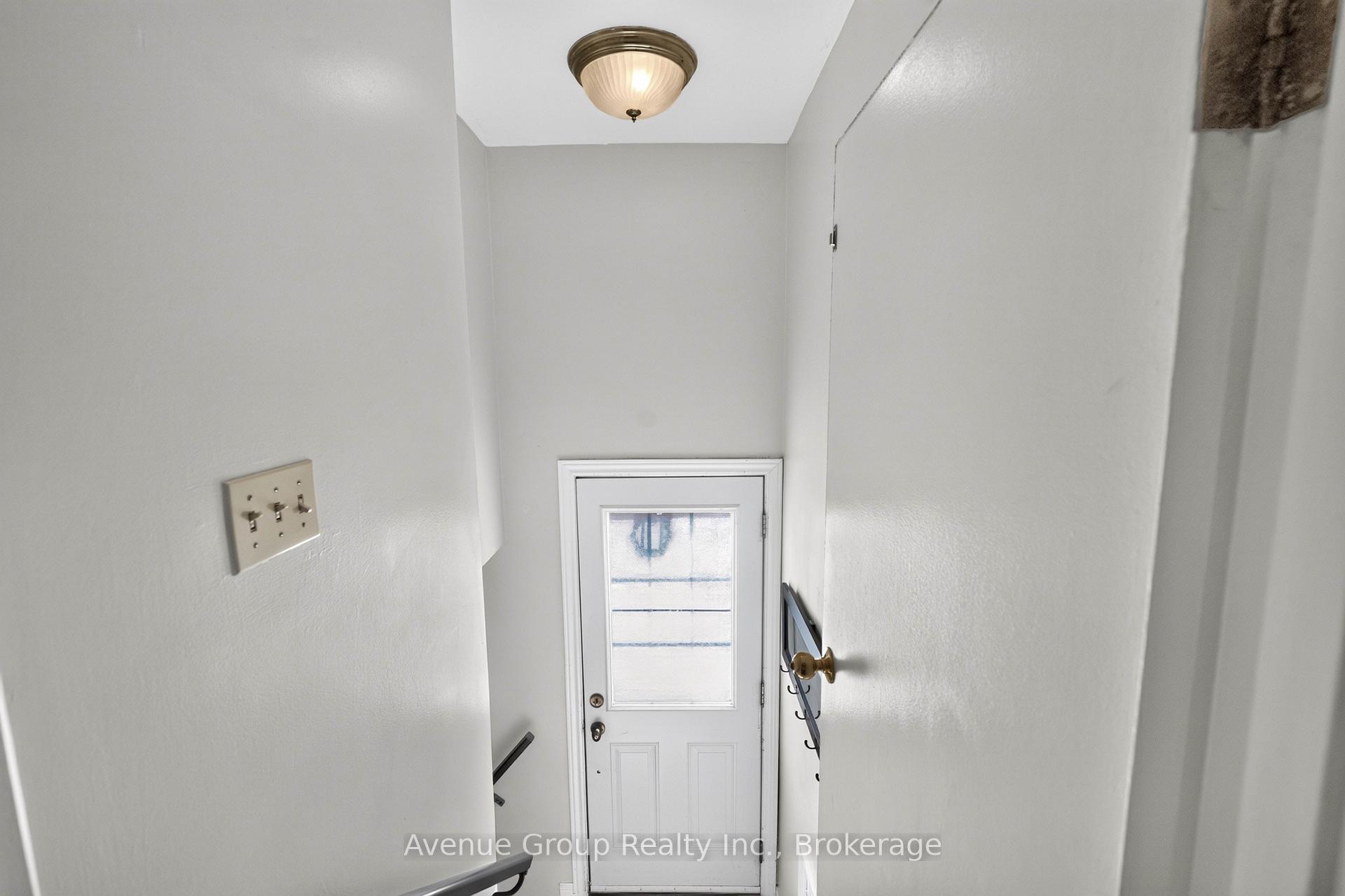 Photo 18 of 141 Budea Crescent, Scarborough, Wexford-Maryvale — HOMEH