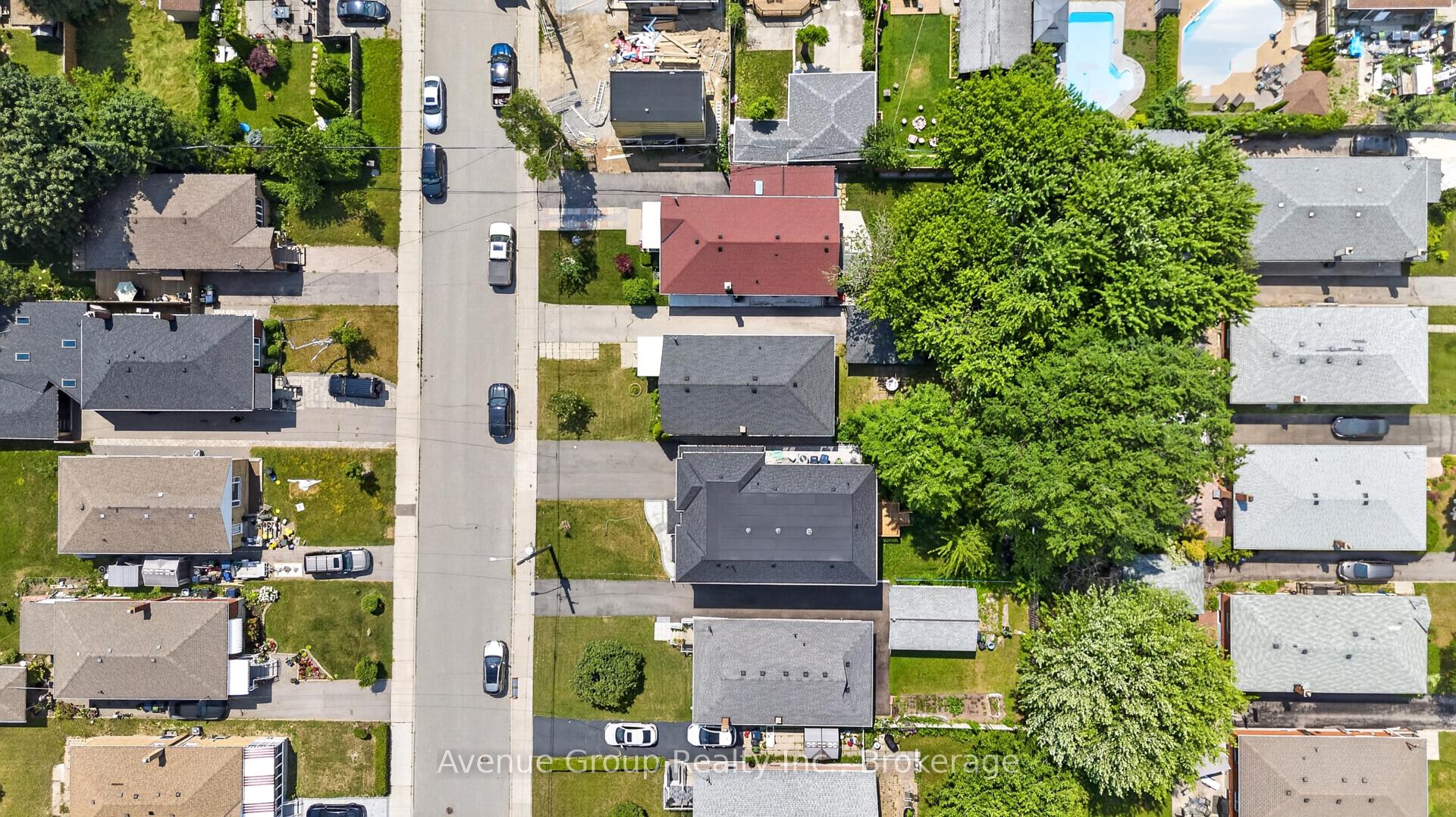 Photo 27 of 141 Budea Crescent, Scarborough, Wexford-Maryvale — HOMEH