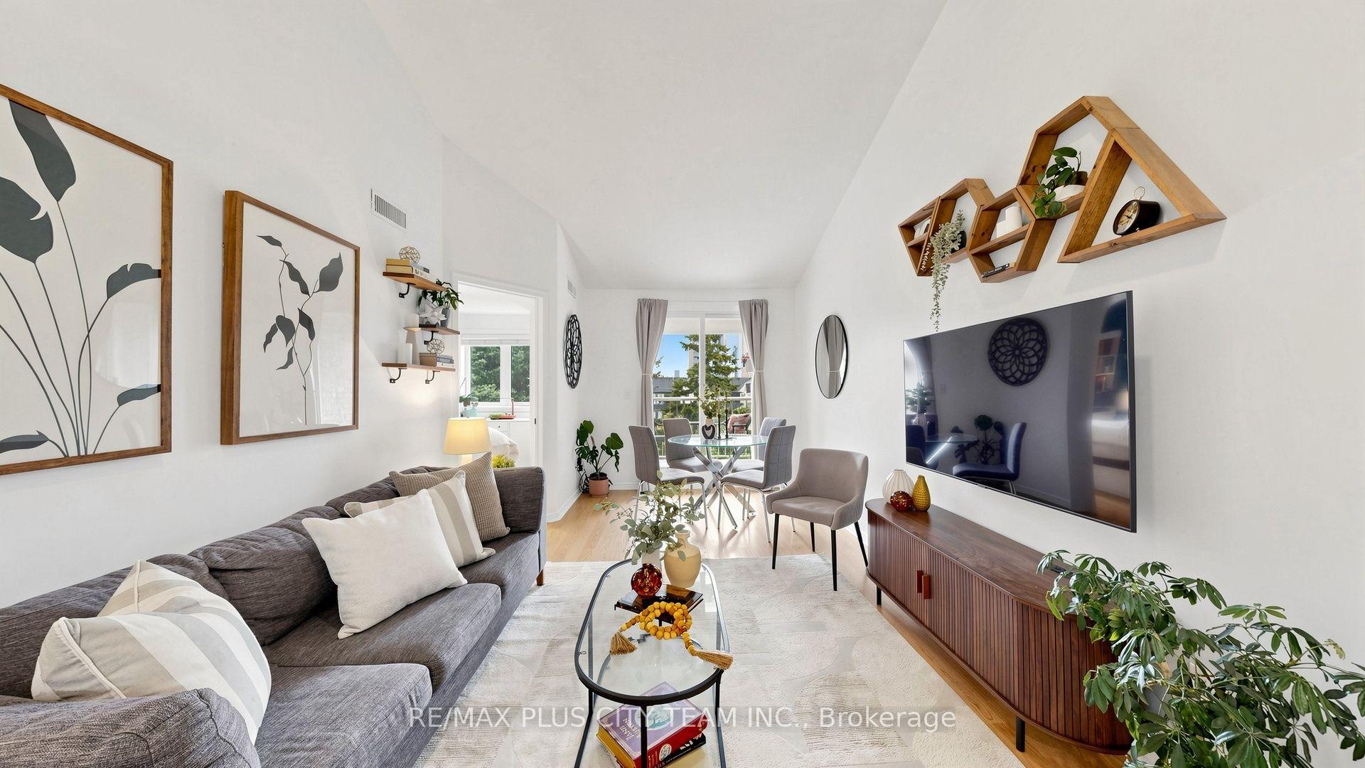 Photo 1 of Unit 111, 55 Bristol Road E, Mississauga, Hurontario — HOMEH