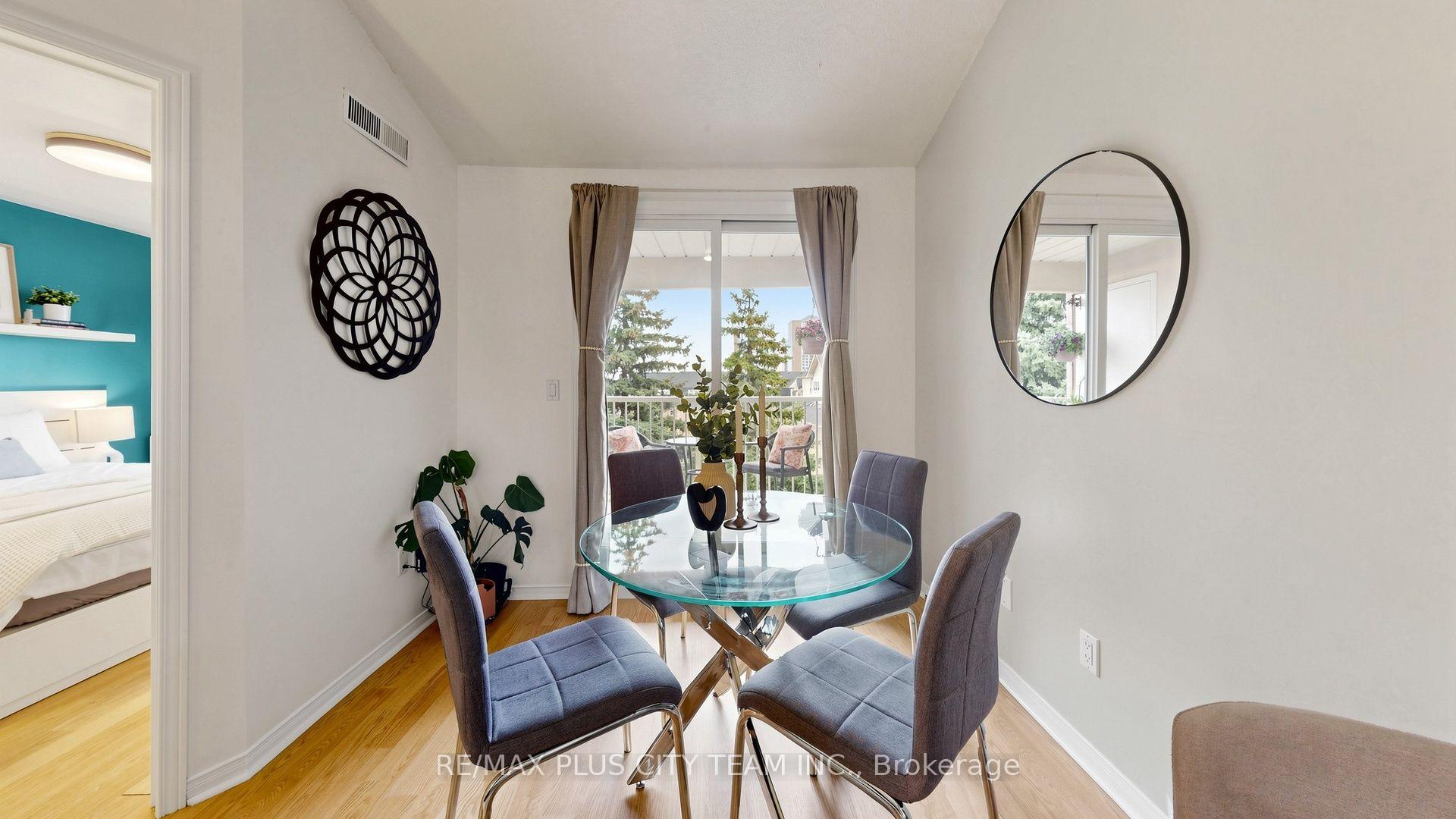Photo 5 of Unit 111, 55 Bristol Road E, Mississauga, Hurontario — HOMEH
