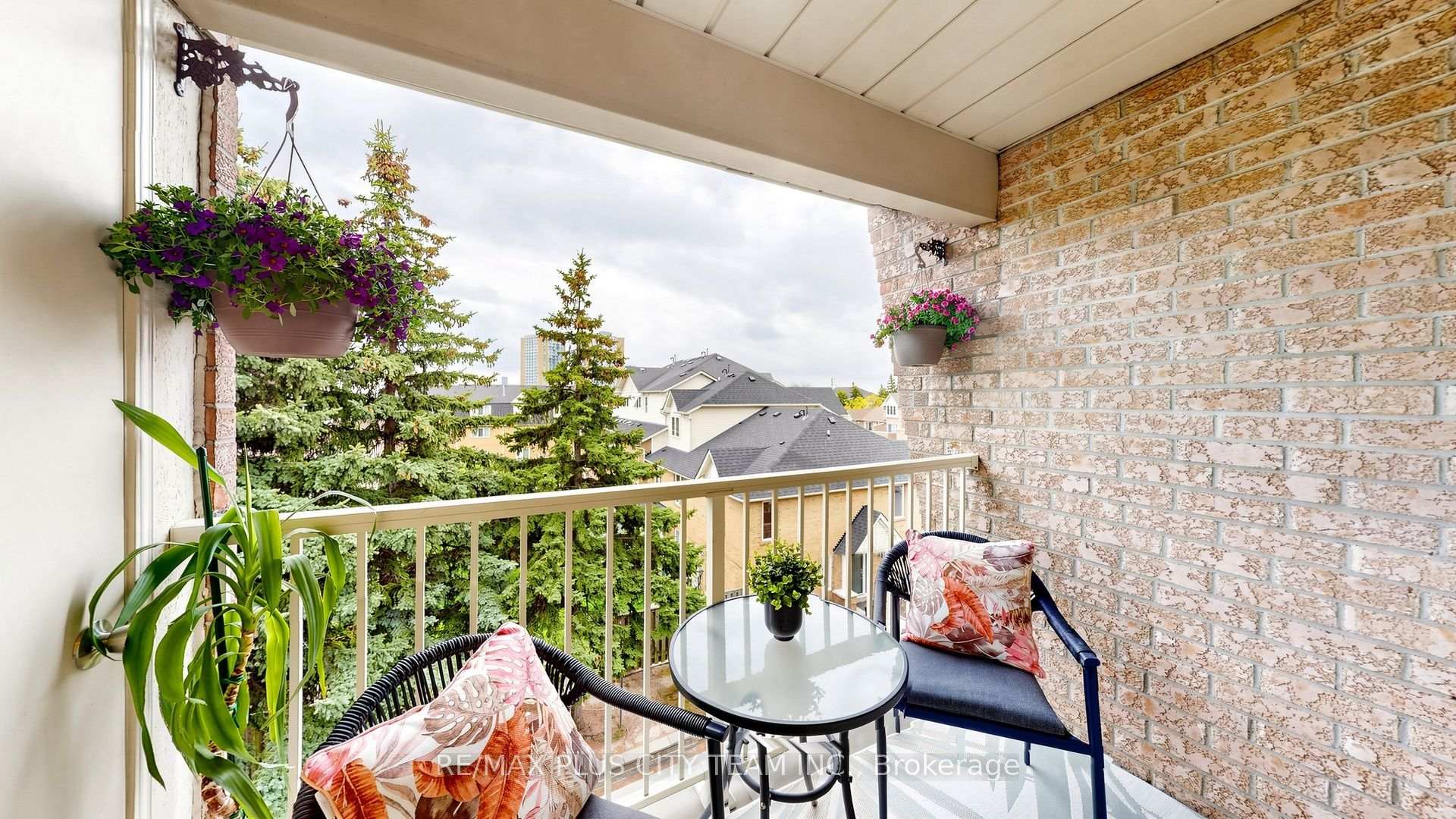 Photo 18 of Unit 111, 55 Bristol Road E, Mississauga, Hurontario — HOMEH