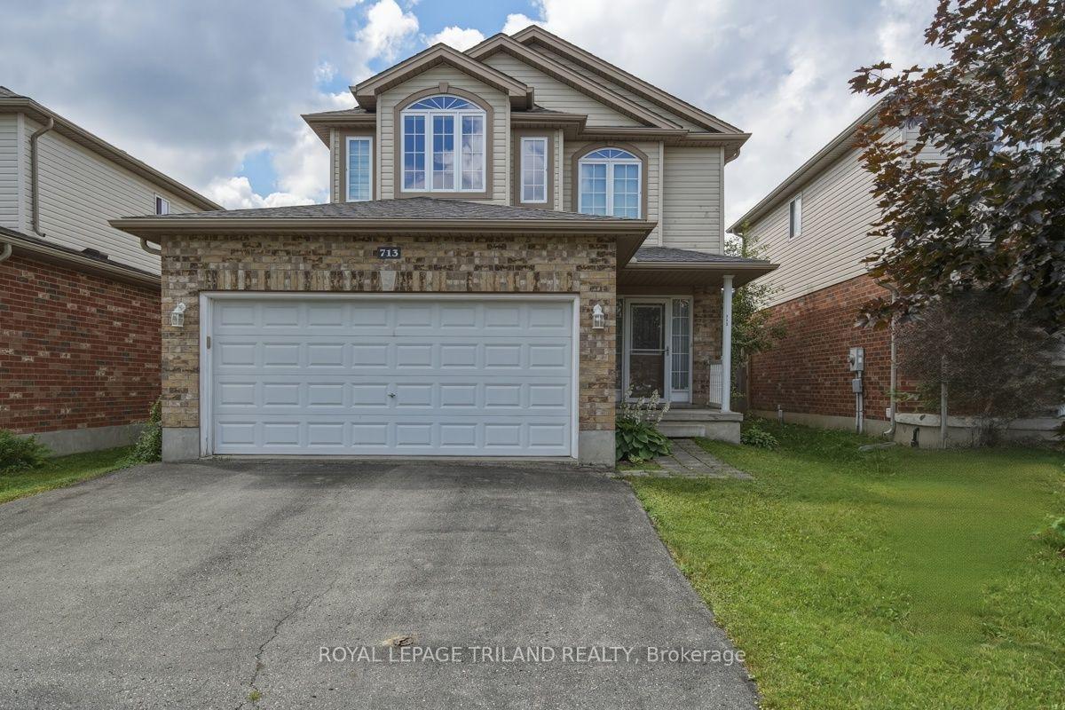 Front of 713 Thistlewood Drive