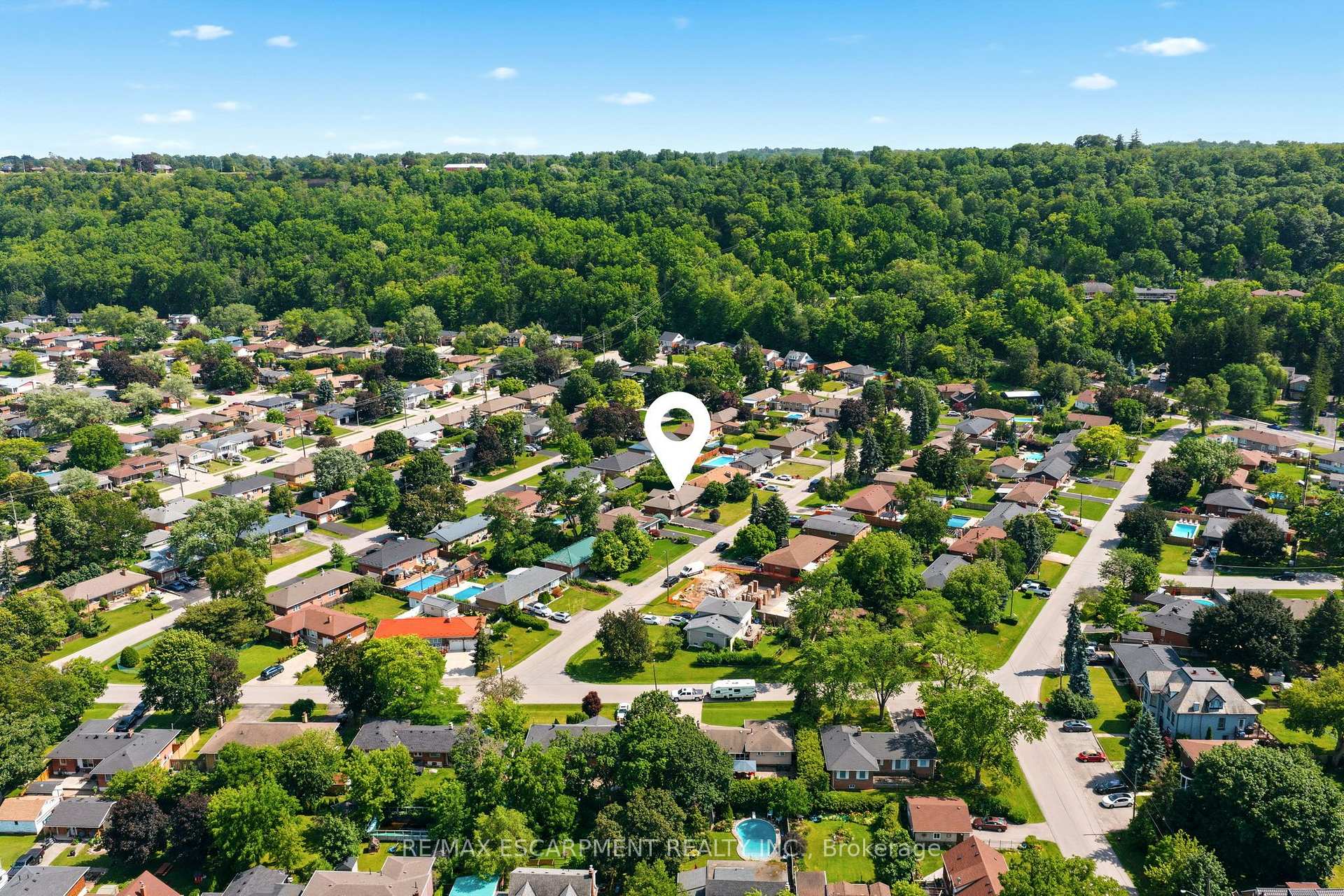 Photo 50 of 27 Brentwood Drive, Hamilton, Stoney Creek — HOMEH