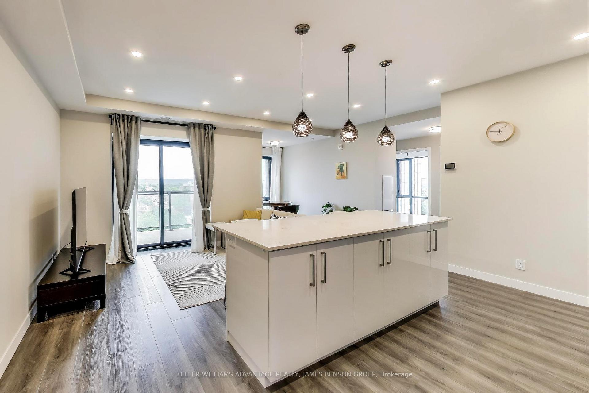 Photo 5 of Unit 907, 15 Queen Street S, Hamilton, Central — HOMEH