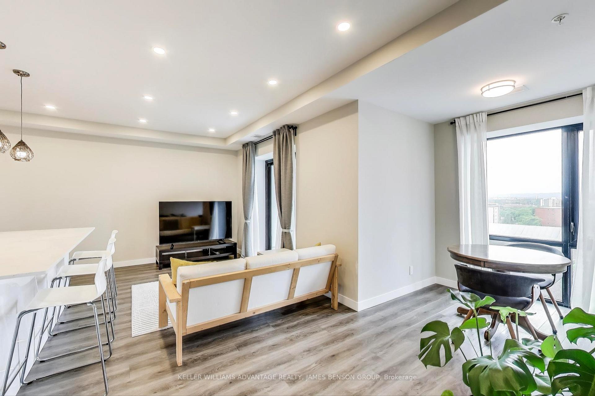 Photo 8 of Unit 907, 15 Queen Street S, Hamilton, Central — HOMEH