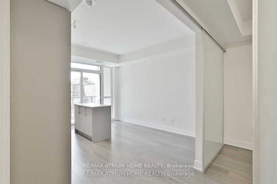Photo 9 of Unit 405, 88 Cumberland Street, Toronto, The Annex — HOMEH