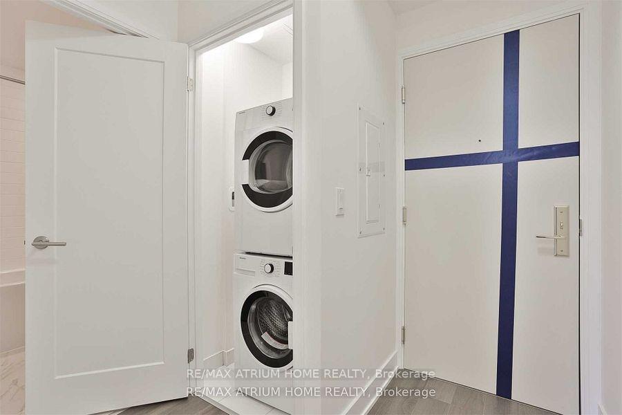 Photo 16 of Unit 405, 88 Cumberland Street, Toronto, The Annex — HOMEH