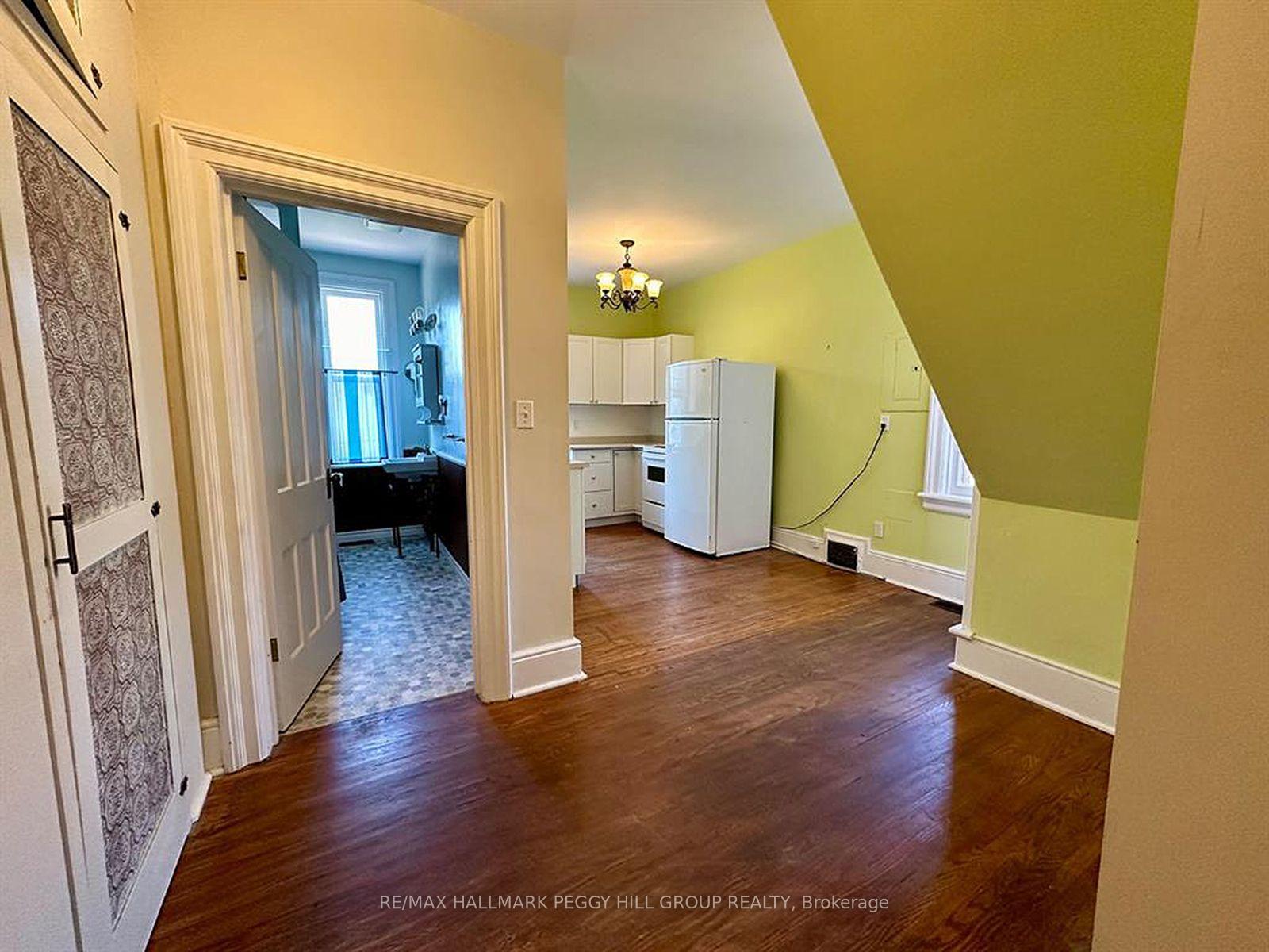 Photo 4 of Unit 3, 44 Toronto Street, Barrie, City Centre — HOMEH