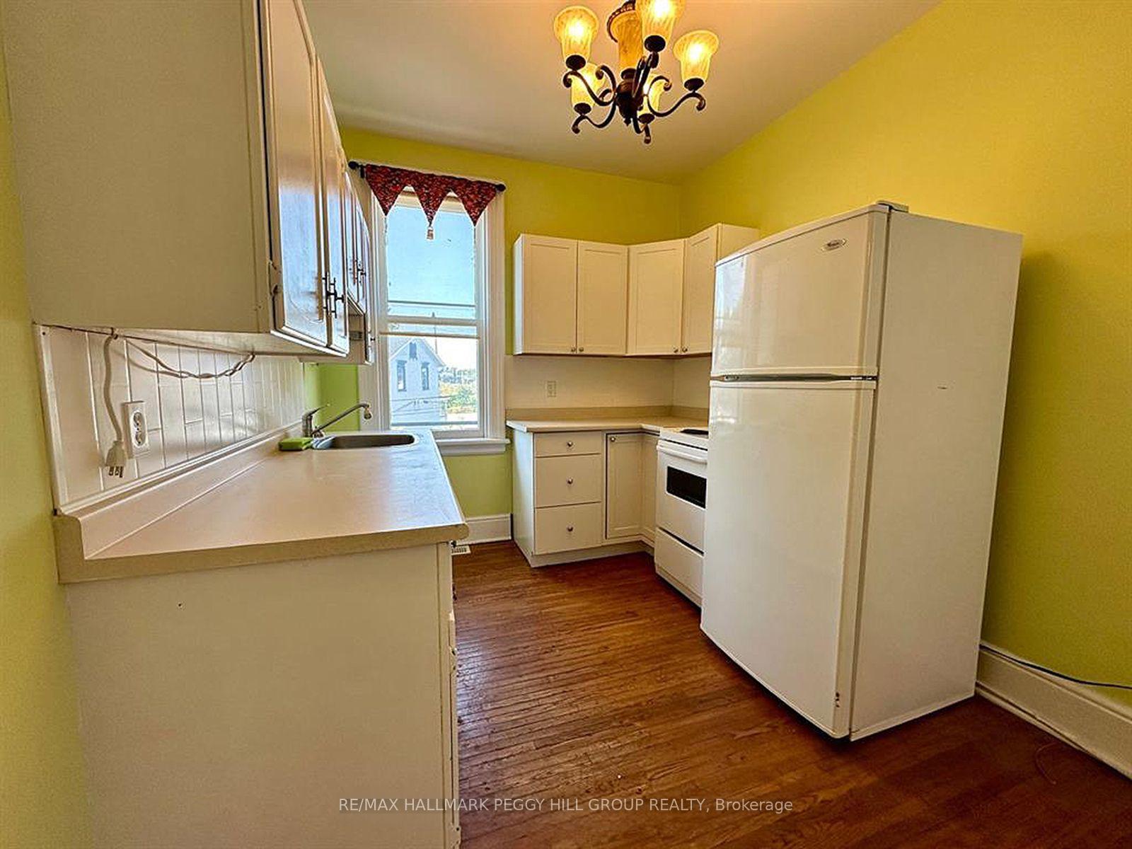 Photo 5 of Unit 3, 44 Toronto Street, Barrie, City Centre — HOMEH