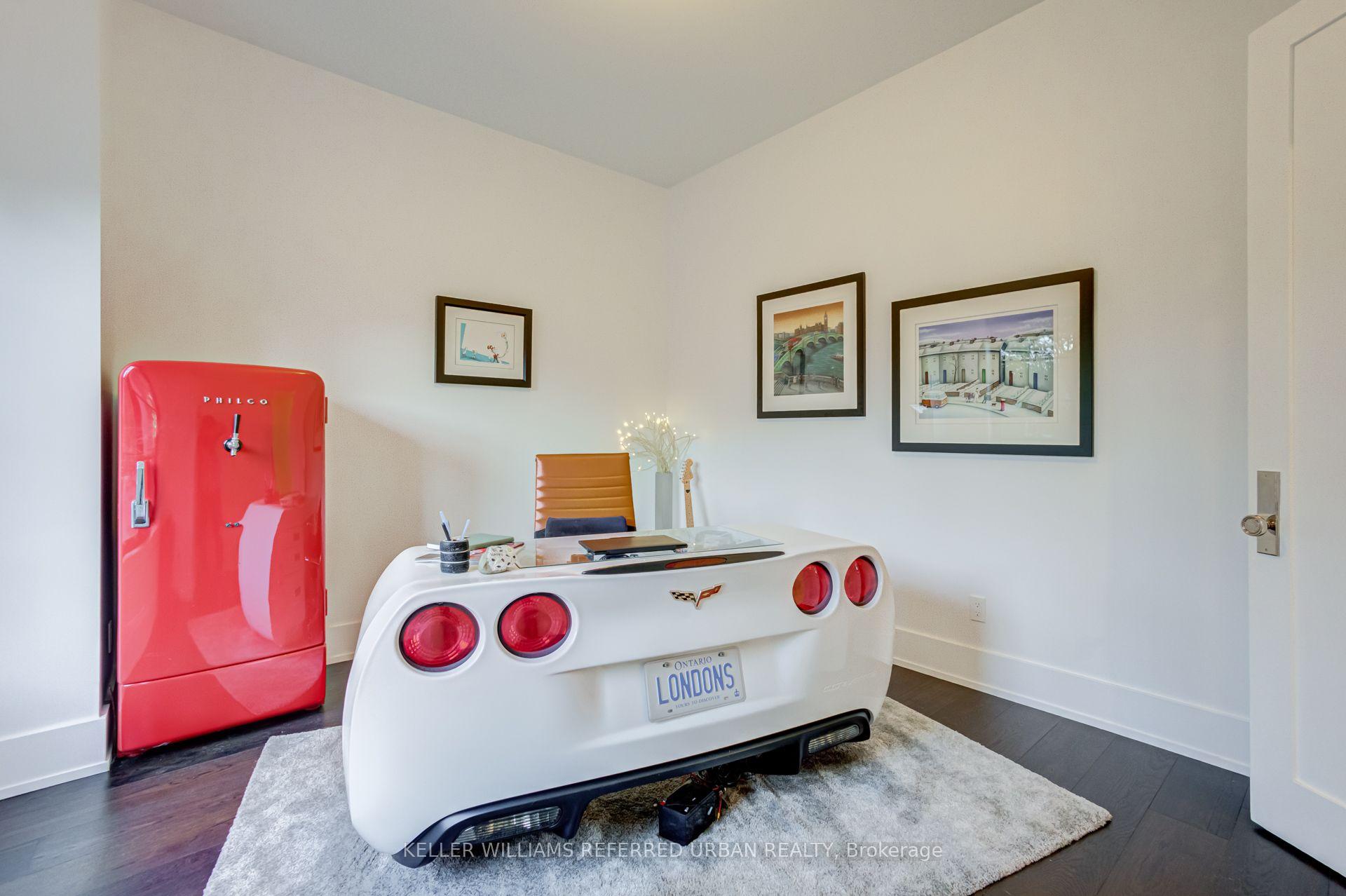 Photo 4 of 57 Ambleside Avenue, Etobicoke, Stonegate-Queensway — HOMEH
