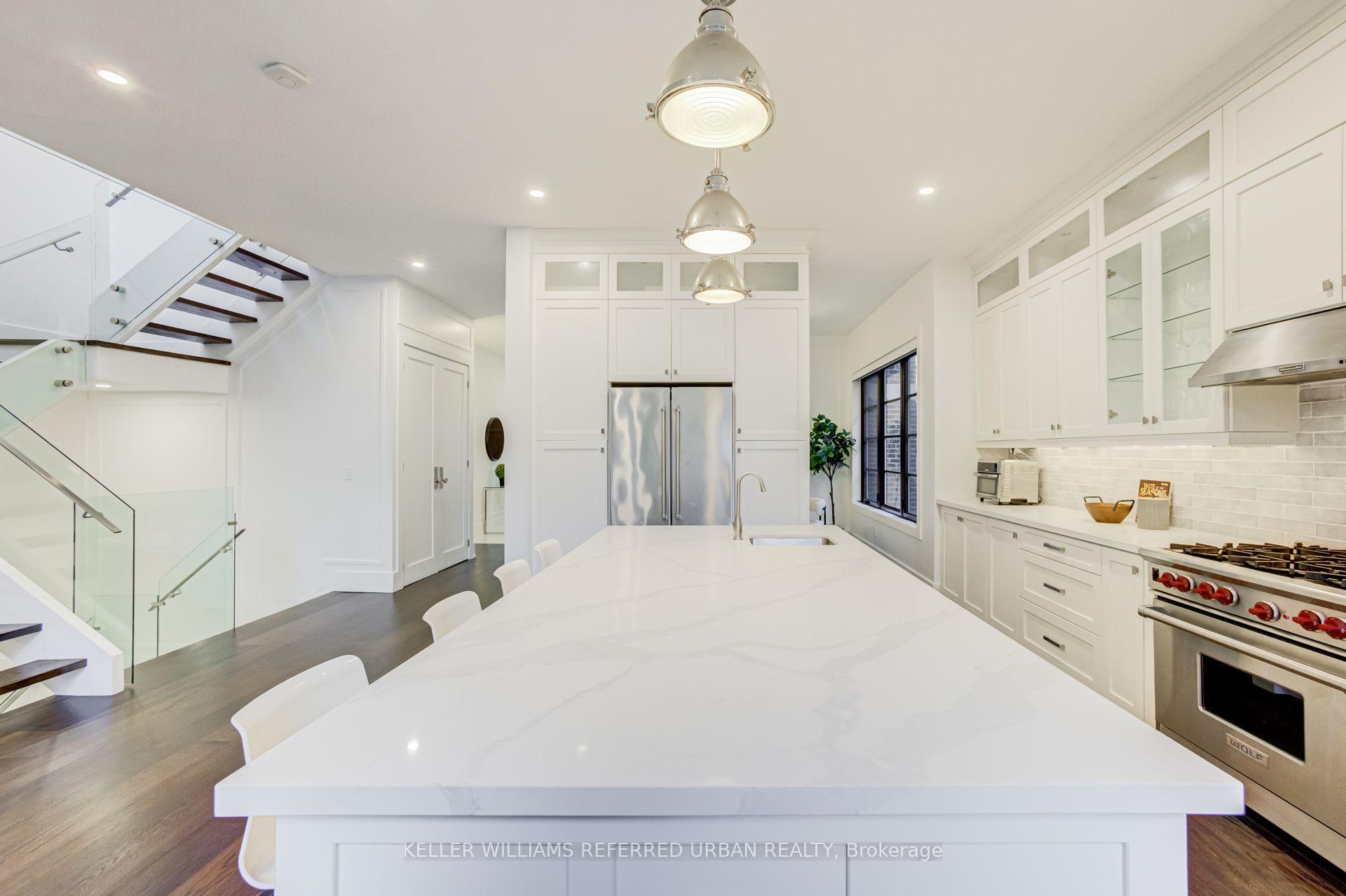 Photo 11 of 57 Ambleside Avenue, Etobicoke, Stonegate-Queensway — HOMEH