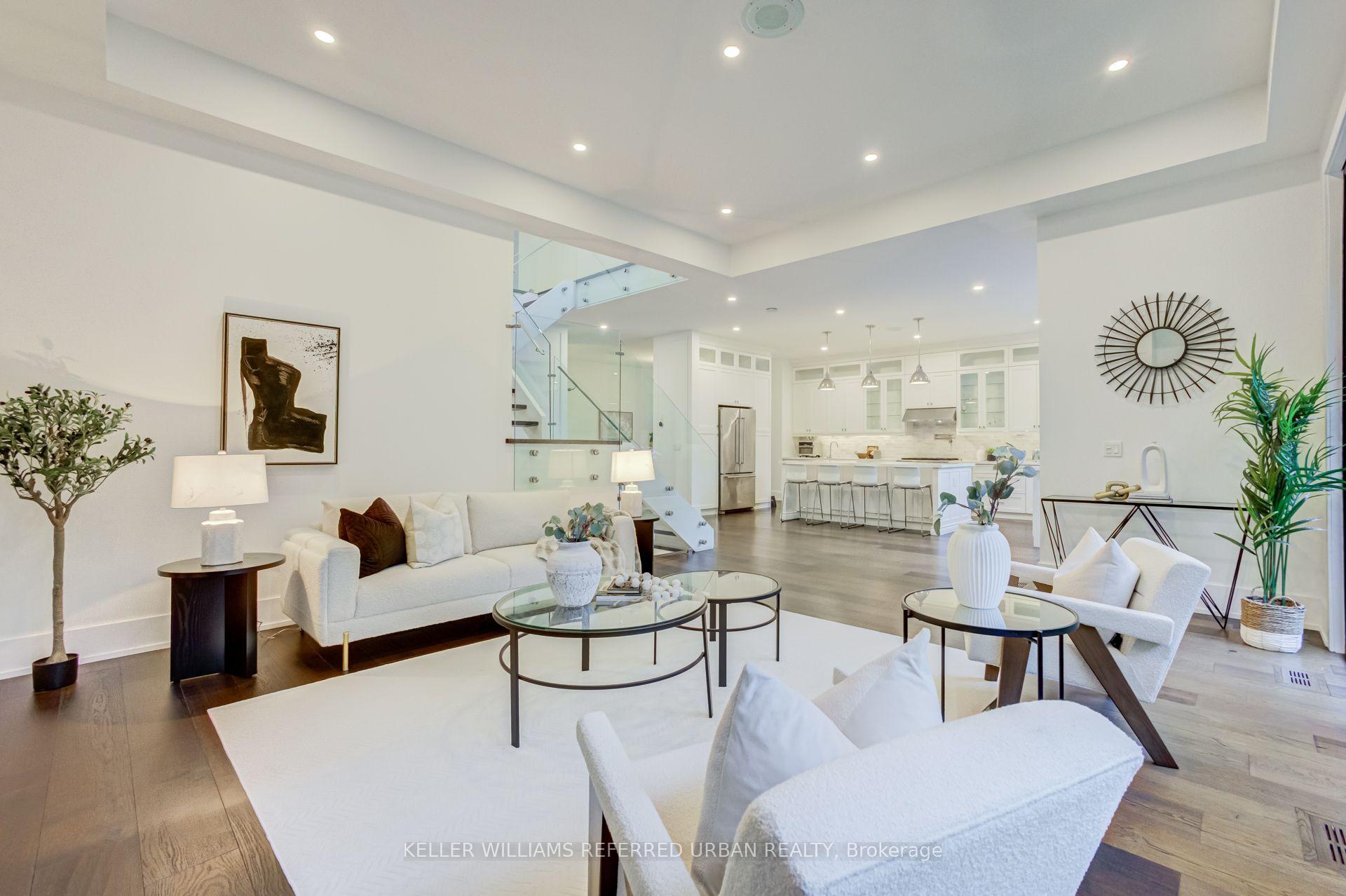 Photo 16 of 57 Ambleside Avenue, Etobicoke, Stonegate-Queensway — HOMEH