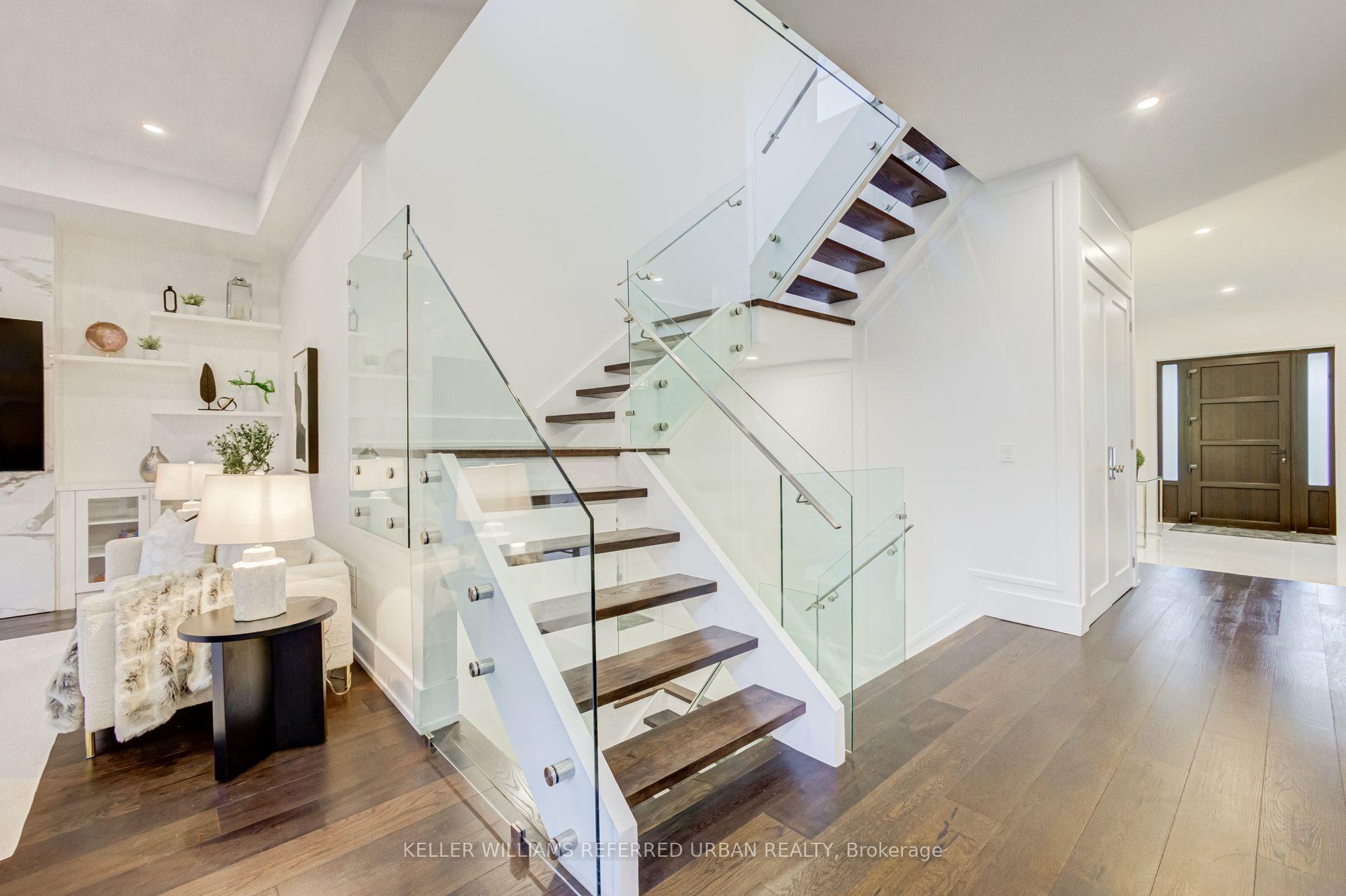 Photo 19 of 57 Ambleside Avenue, Etobicoke, Stonegate-Queensway — HOMEH