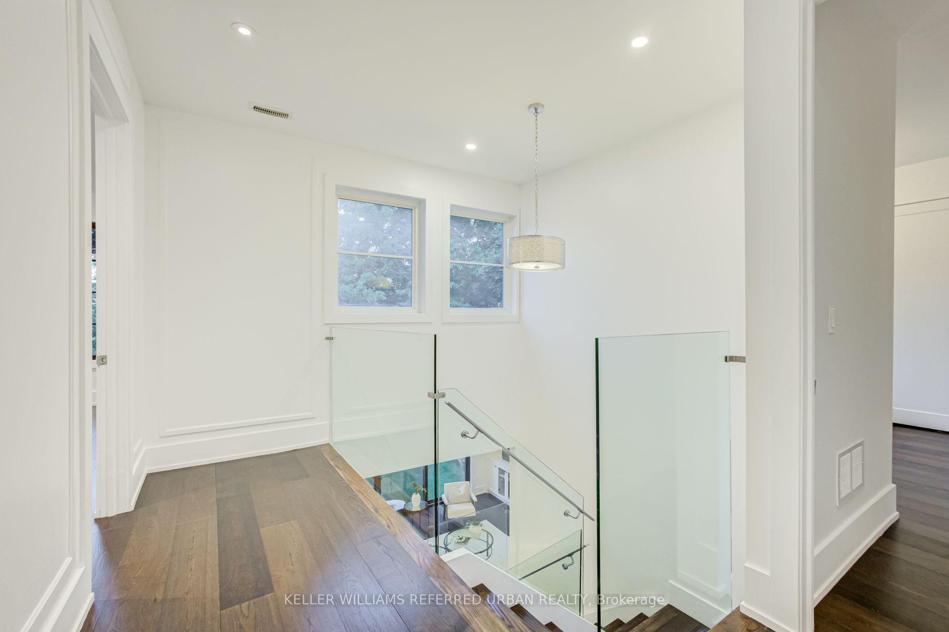 Photo 21 of 57 Ambleside Avenue, Etobicoke, Stonegate-Queensway — HOMEH