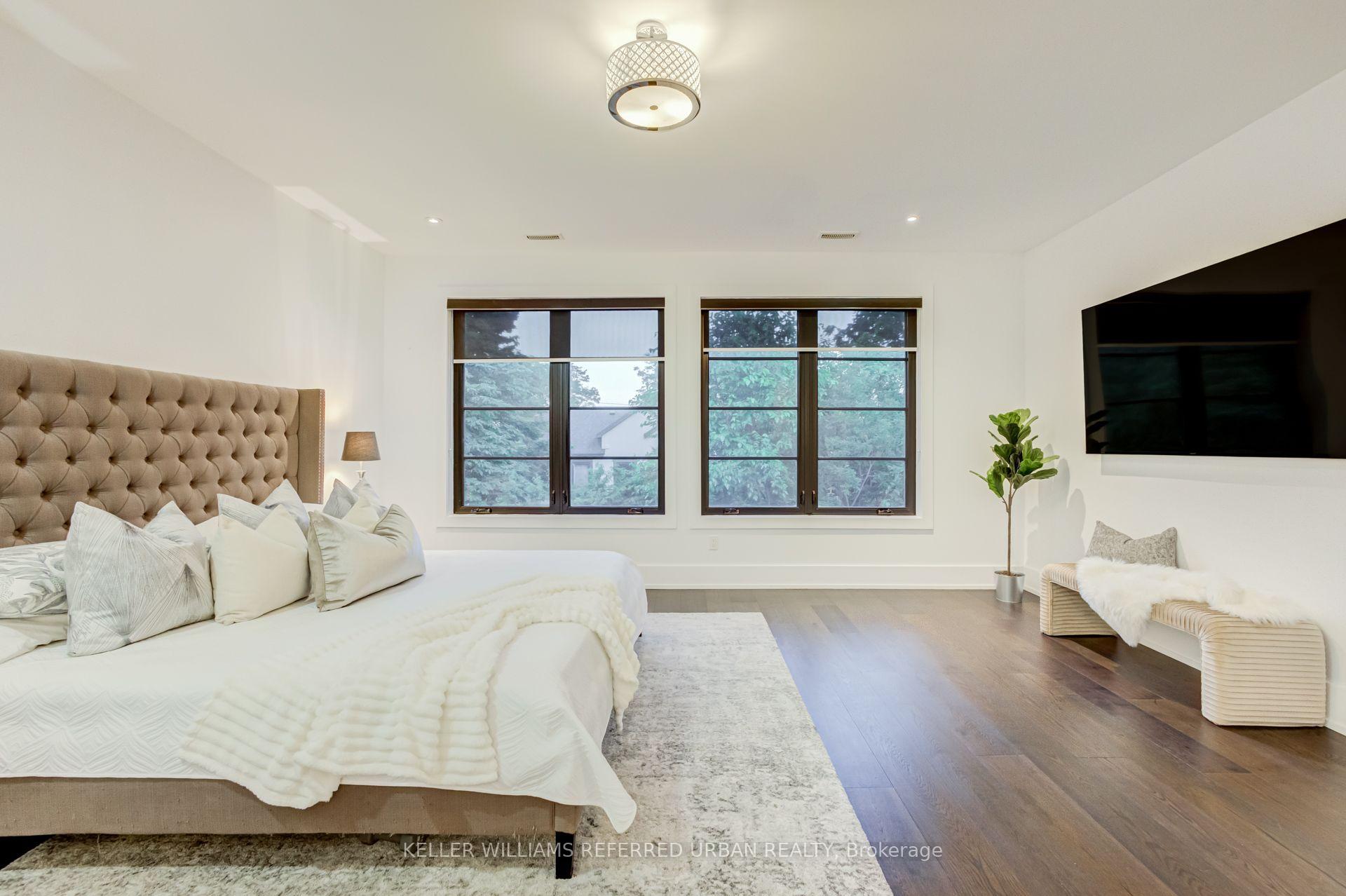 Photo 23 of 57 Ambleside Avenue, Etobicoke, Stonegate-Queensway — HOMEH