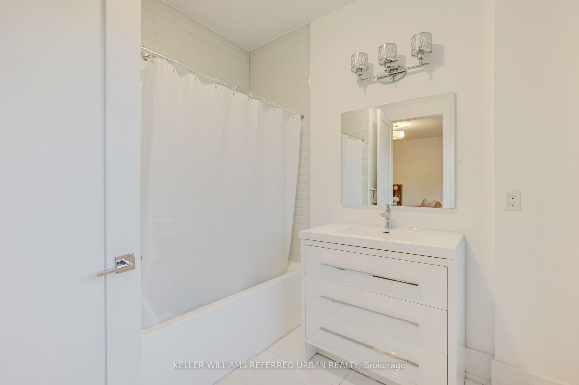 Photo 34 of 57 Ambleside Avenue, Etobicoke, Stonegate-Queensway — HOMEH