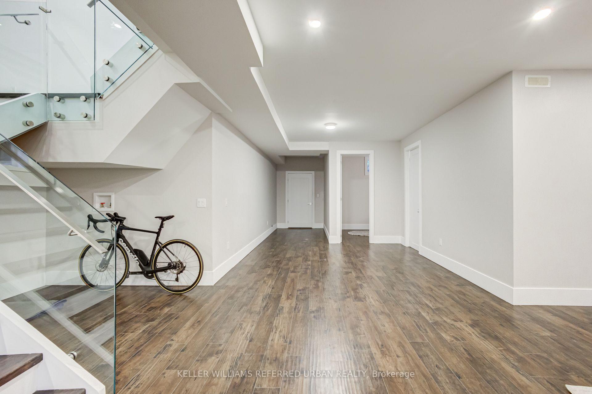 Photo 47 of 57 Ambleside Avenue, Etobicoke, Stonegate-Queensway — HOMEH