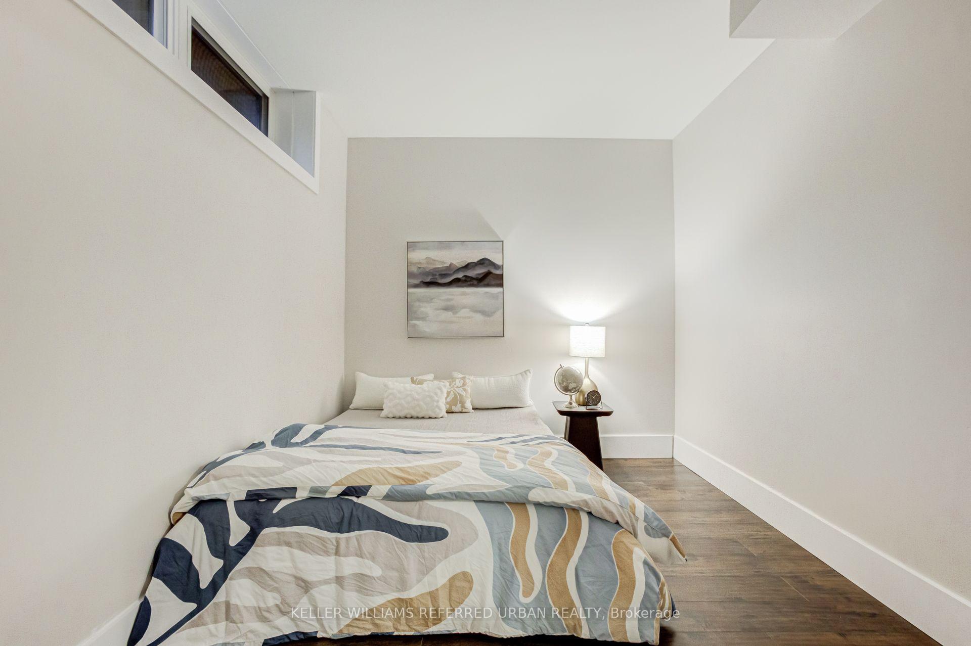 Photo 49 of 57 Ambleside Avenue, Etobicoke, Stonegate-Queensway — HOMEH