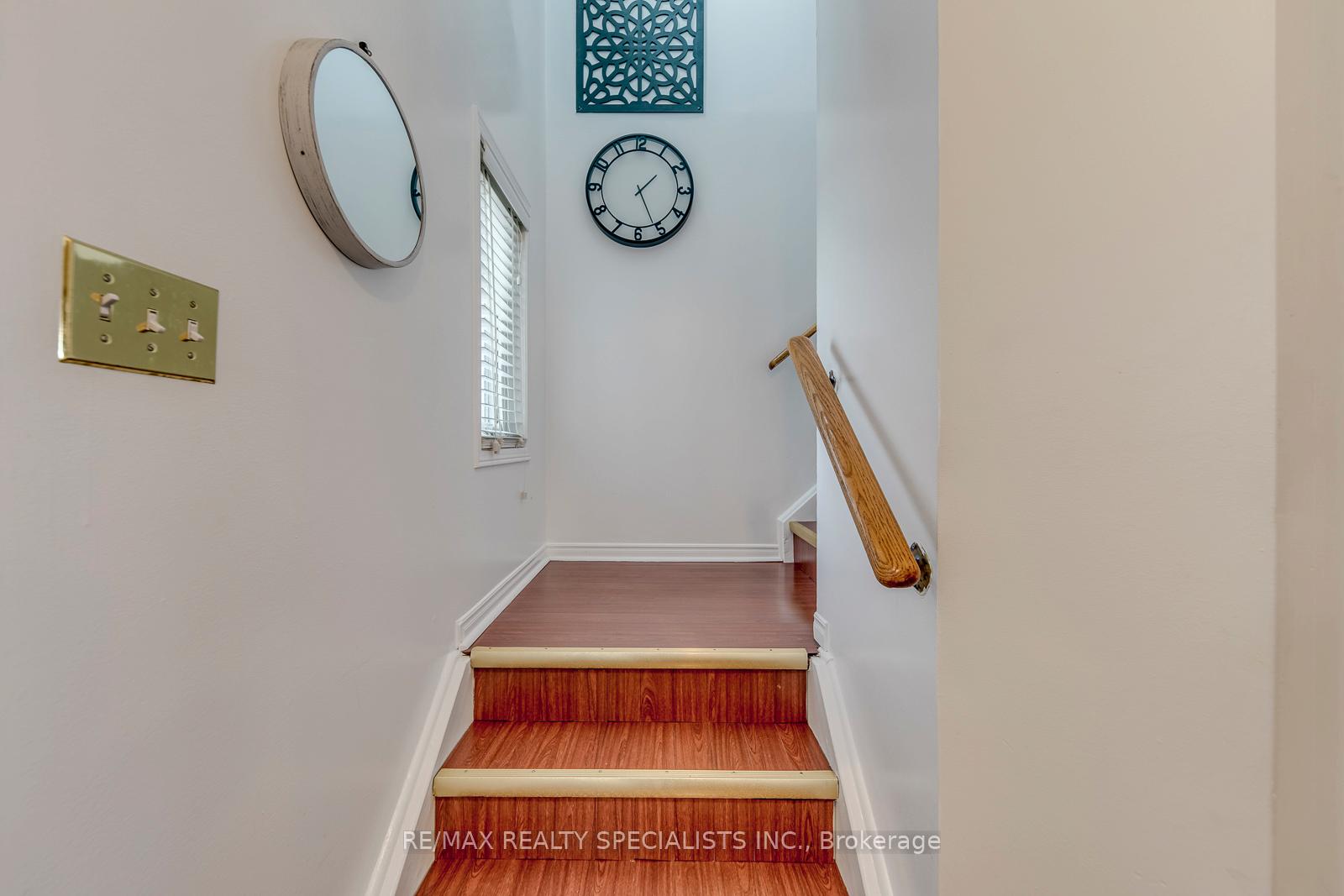 Photo 21 of 40 Mannel Crescent, Brampton, Fletcher's West — HOMEH