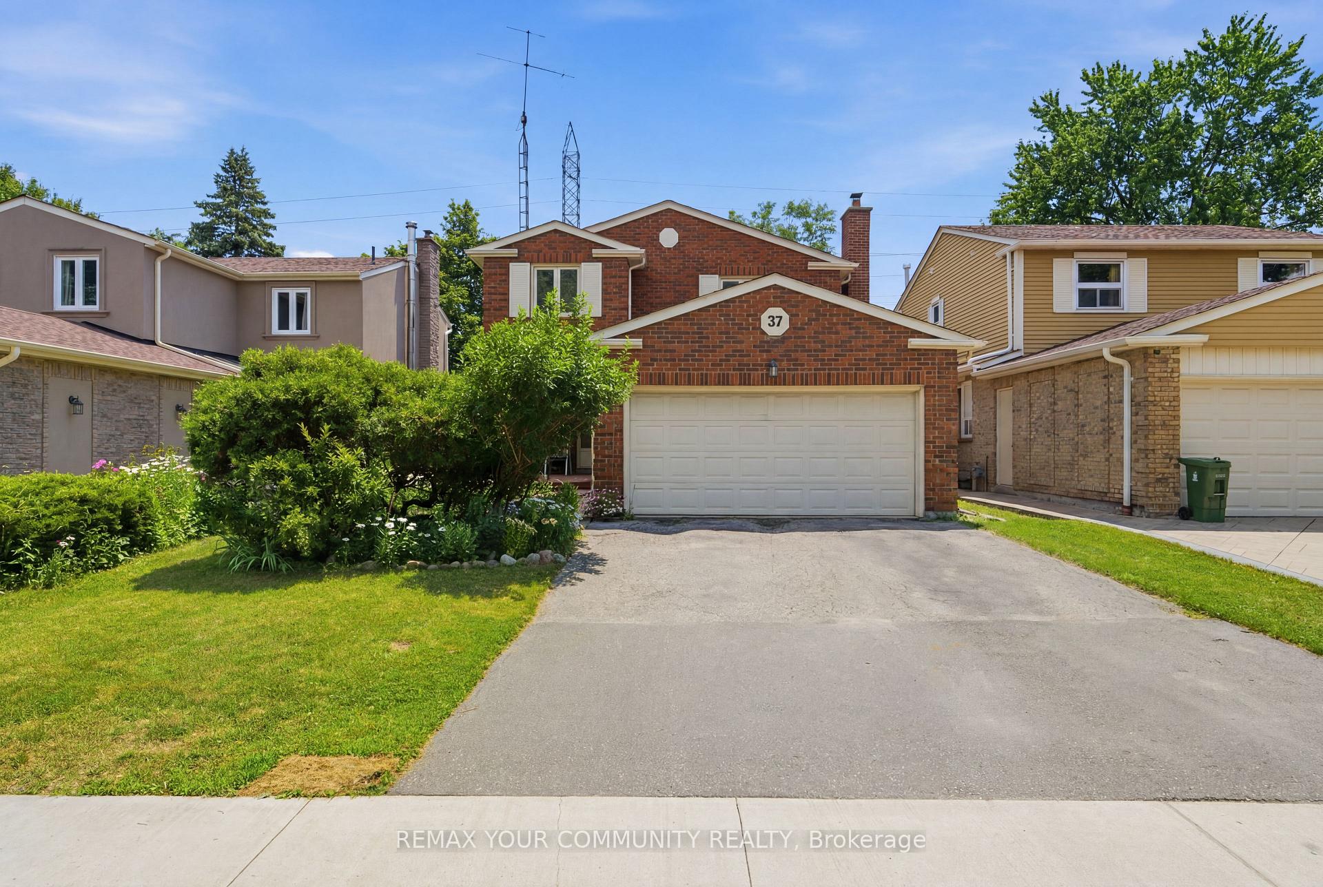 Photo 1 of 37 Longbow Square, Scarborough, Steeles — HOMEH
