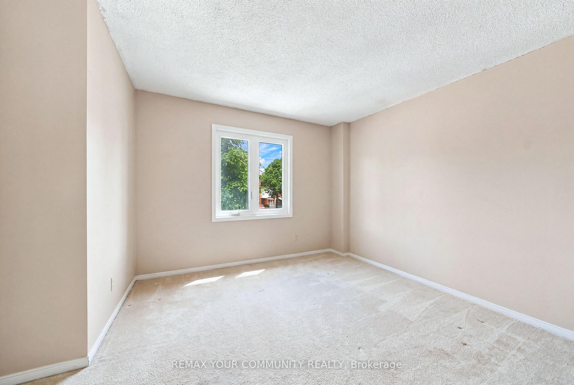 Photo 30 of 37 Longbow Square, Scarborough, Steeles — HOMEH