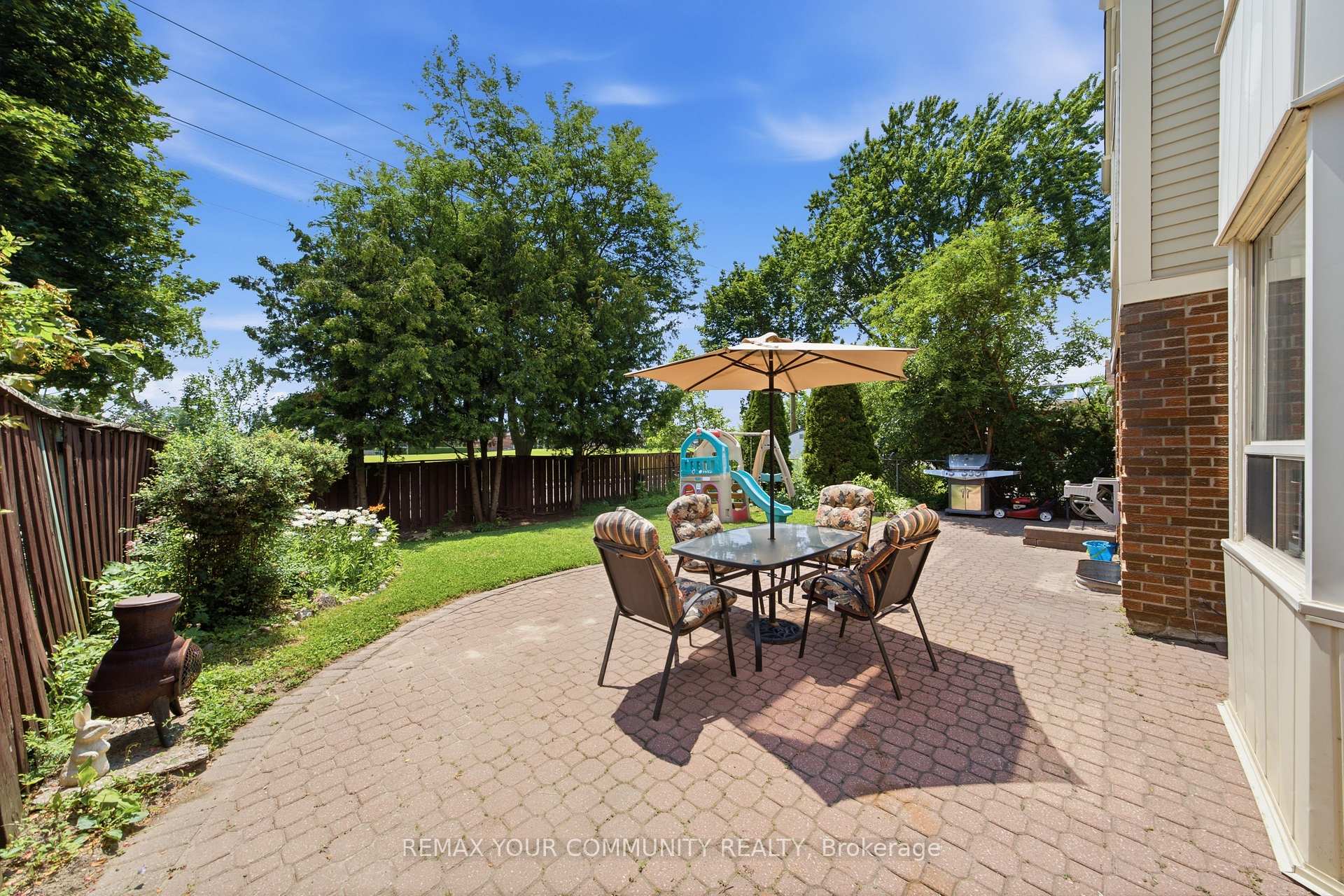 Photo 39 of 37 Longbow Square, Scarborough, Steeles — HOMEH