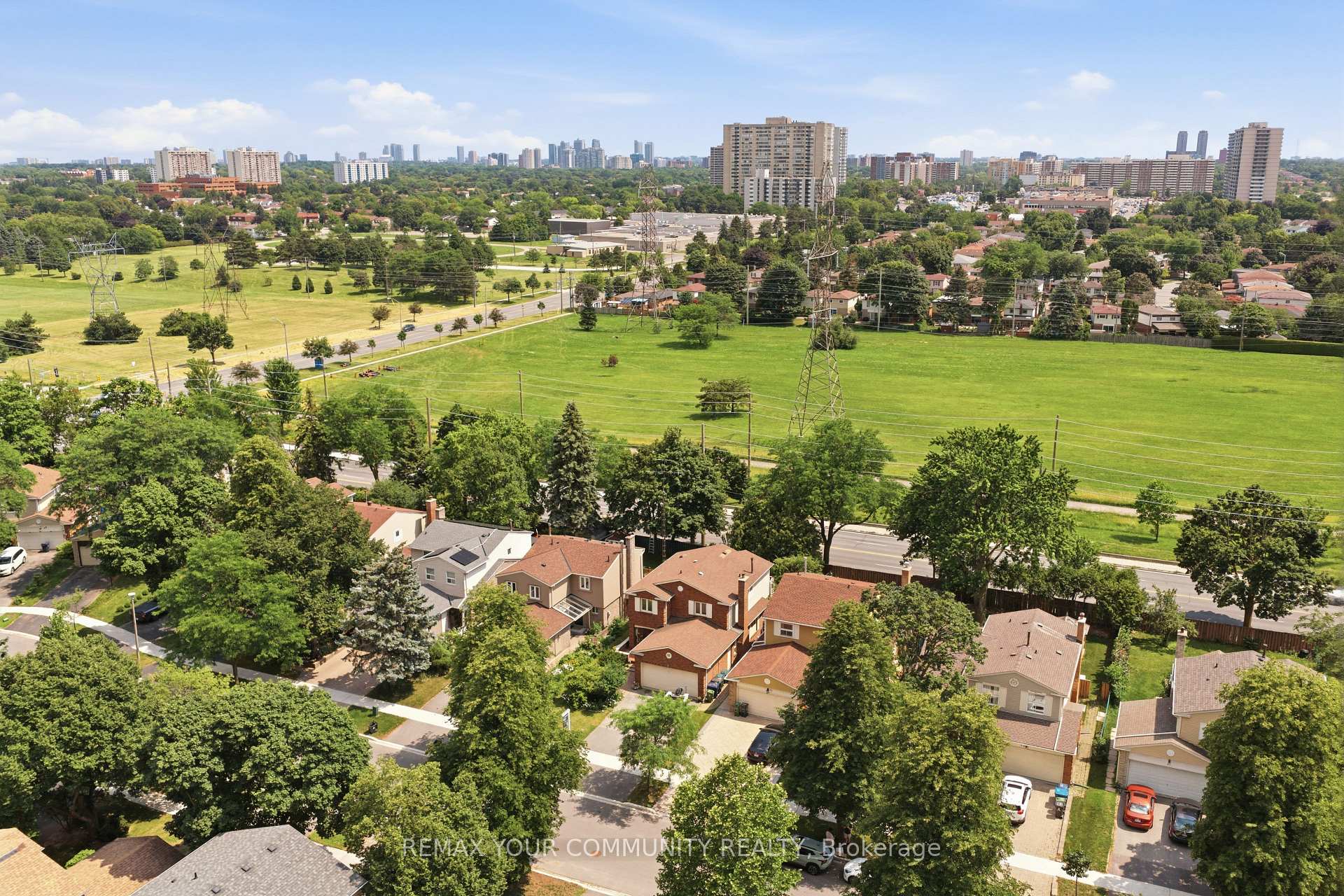 Photo 44 of 37 Longbow Square, Scarborough, Steeles — HOMEH