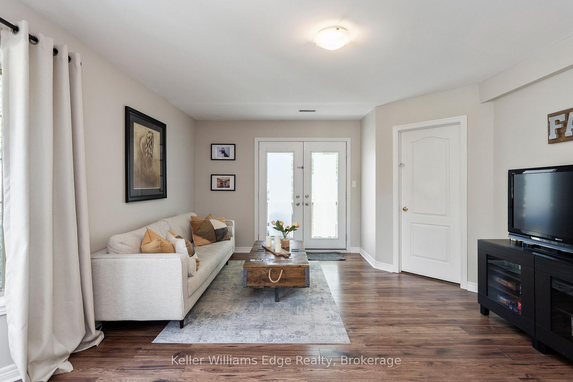 Photo 18 of Unit 8, 705 Cumberland Avenue, Burlington, Roseland — HOMEH