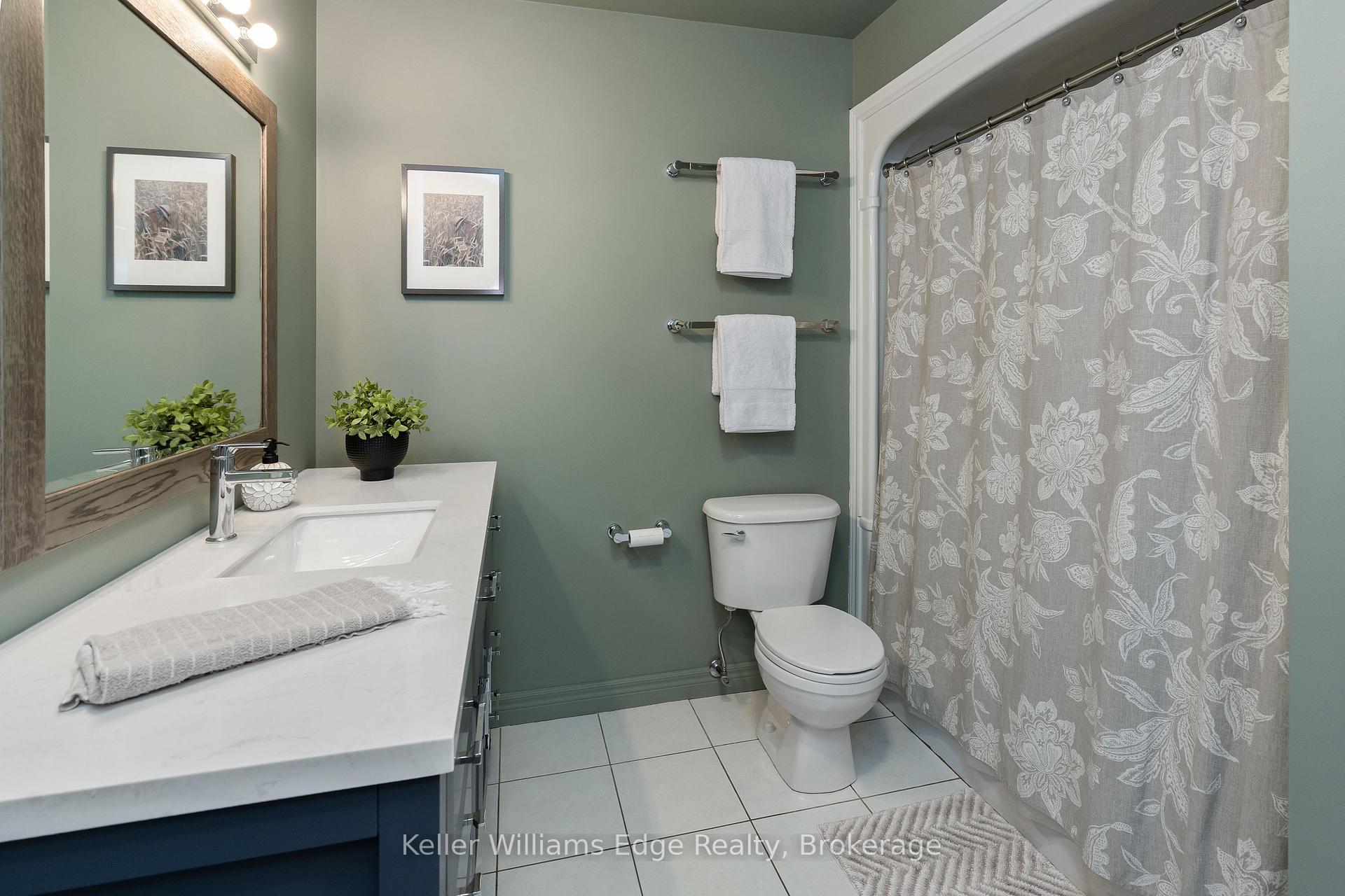 Photo 27 of Unit 8, 705 Cumberland Avenue, Burlington, Roseland — HOMEH